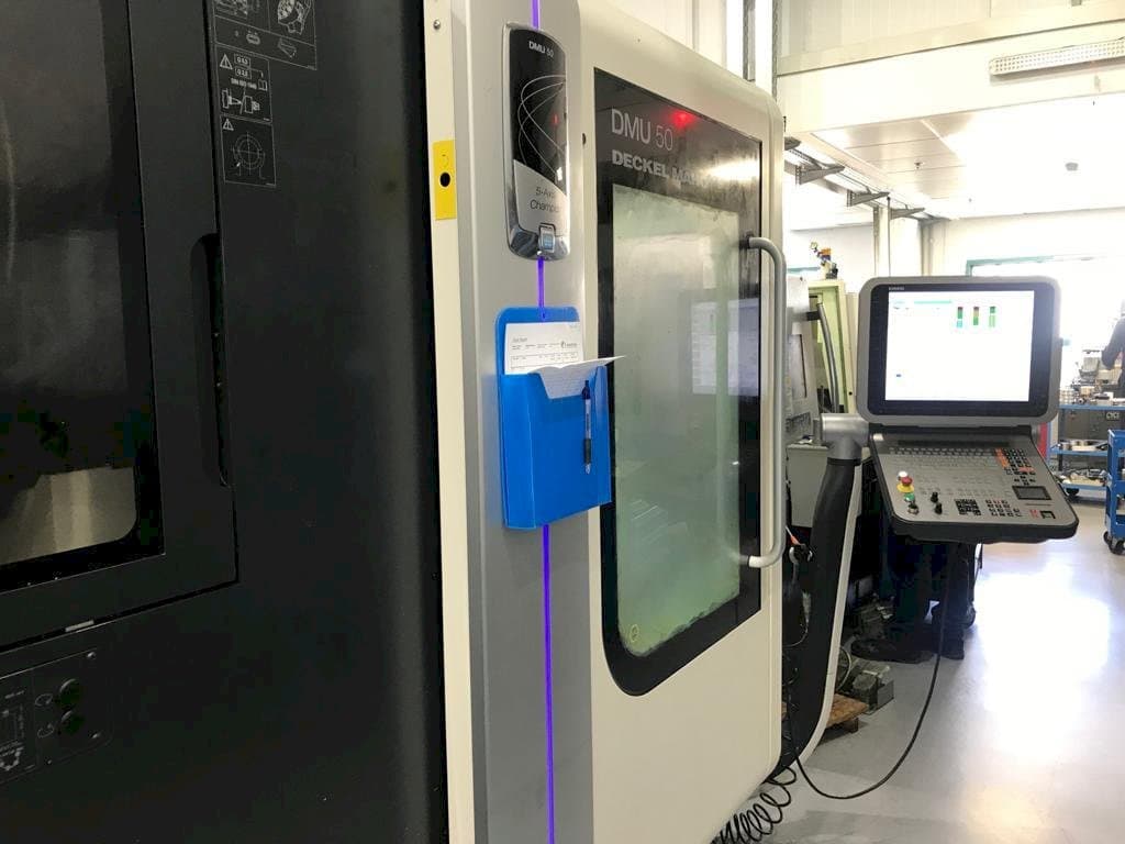 A DMG Mori Seiki DMU 50 gép elölnézete