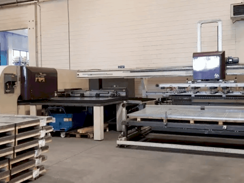 A DANOBAT P1631 gép elölnézete