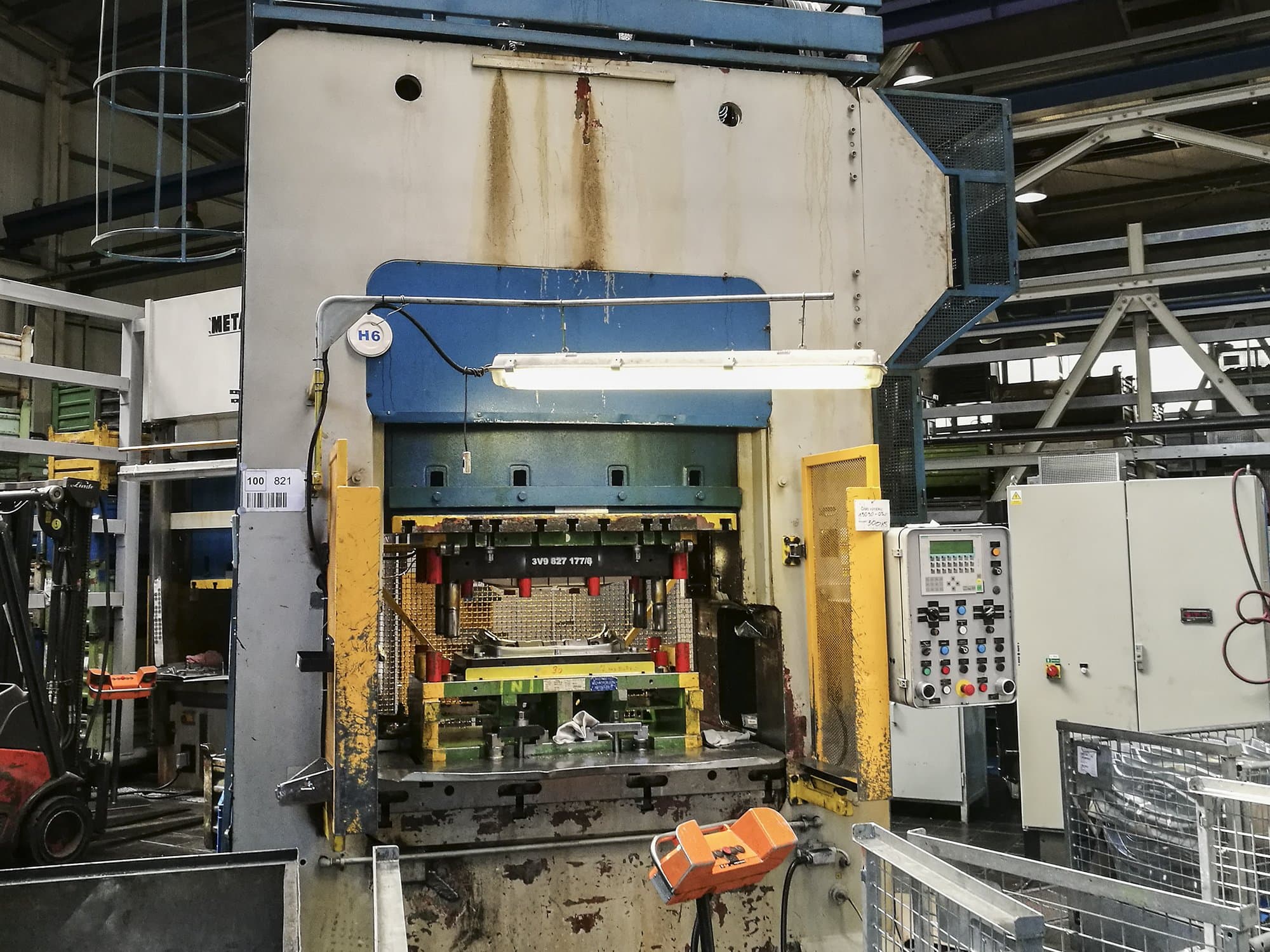 A SMERAL LKT 250  gép elölnézete