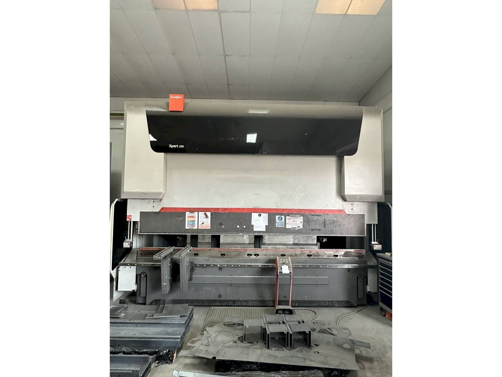 A Bystronic Xpert 250/4100  gép elölnézete