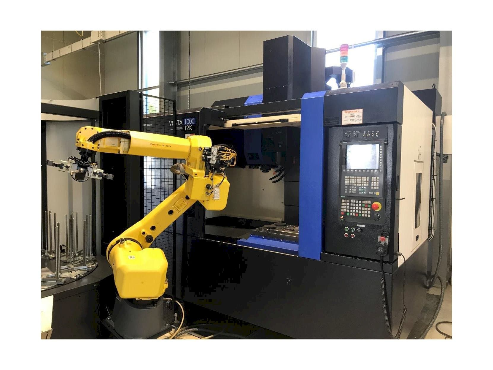 A HWACHEON Vesta 1000 gép elölnézete