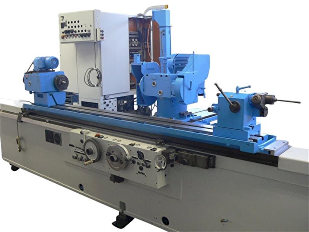 A Karstens KC-AU 2000  gép elölnézete