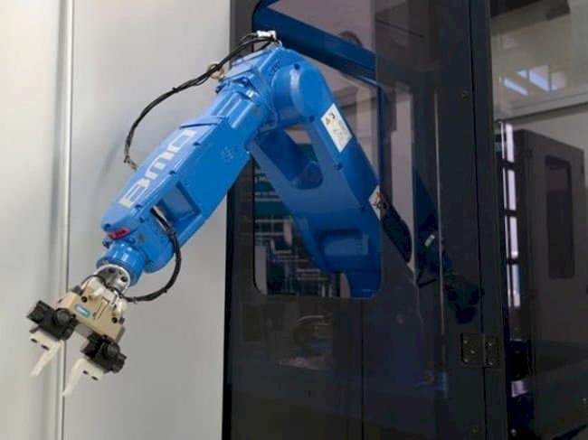 A BMO LR5 gép elölnézete