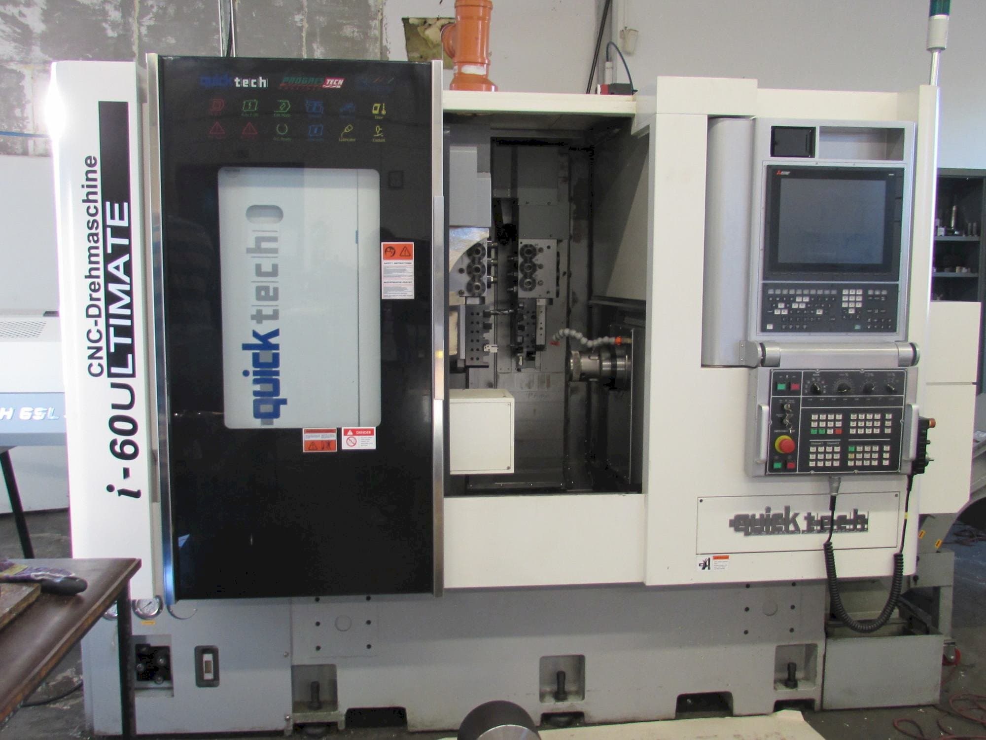 A Quick-Tech I-60U gép elölnézete