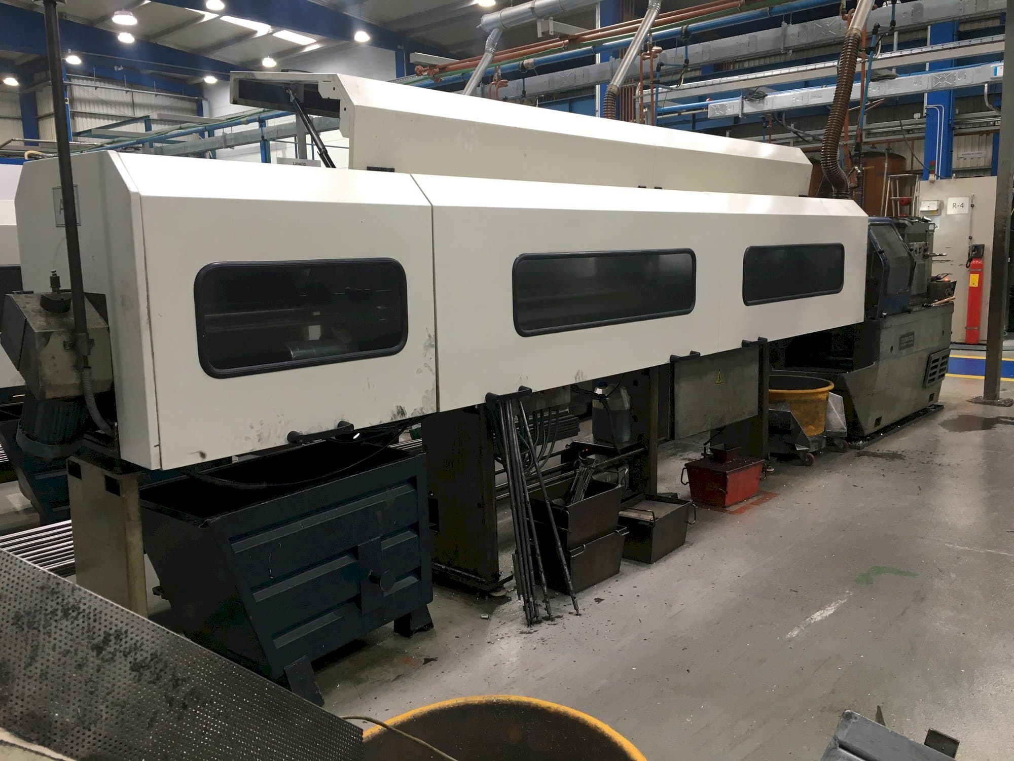 A Tornos-Moutier Suisse AS 14 gép elölnézete