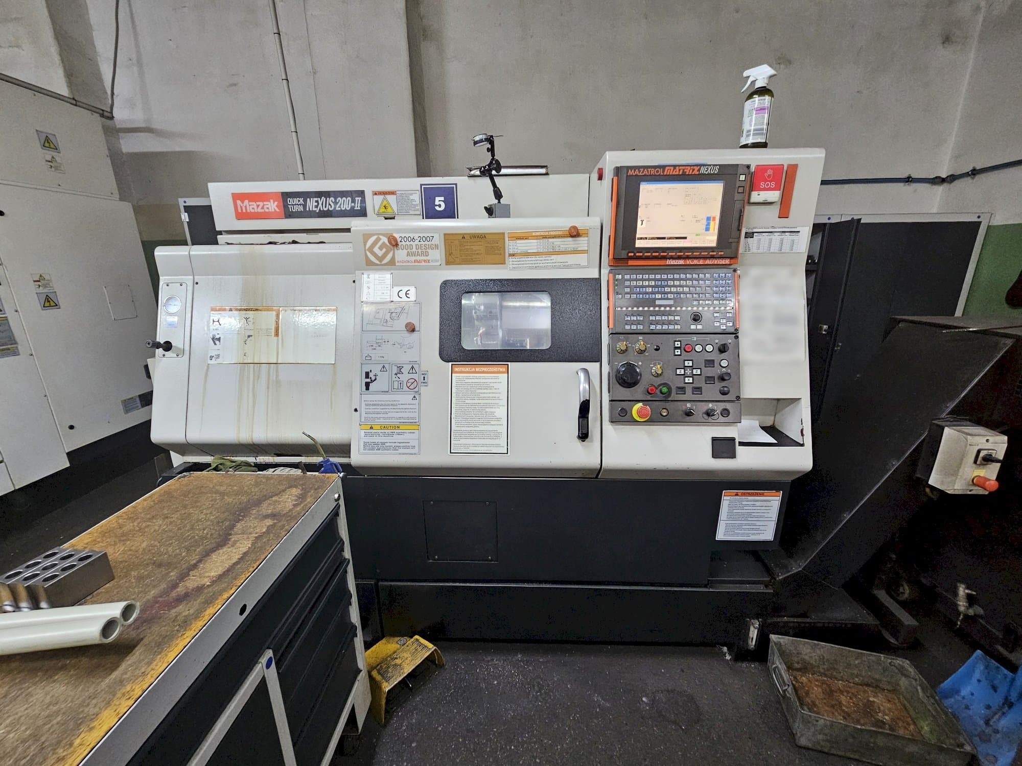 A Mazak QUICKTURN NEXUS 200-II gép elölnézete
