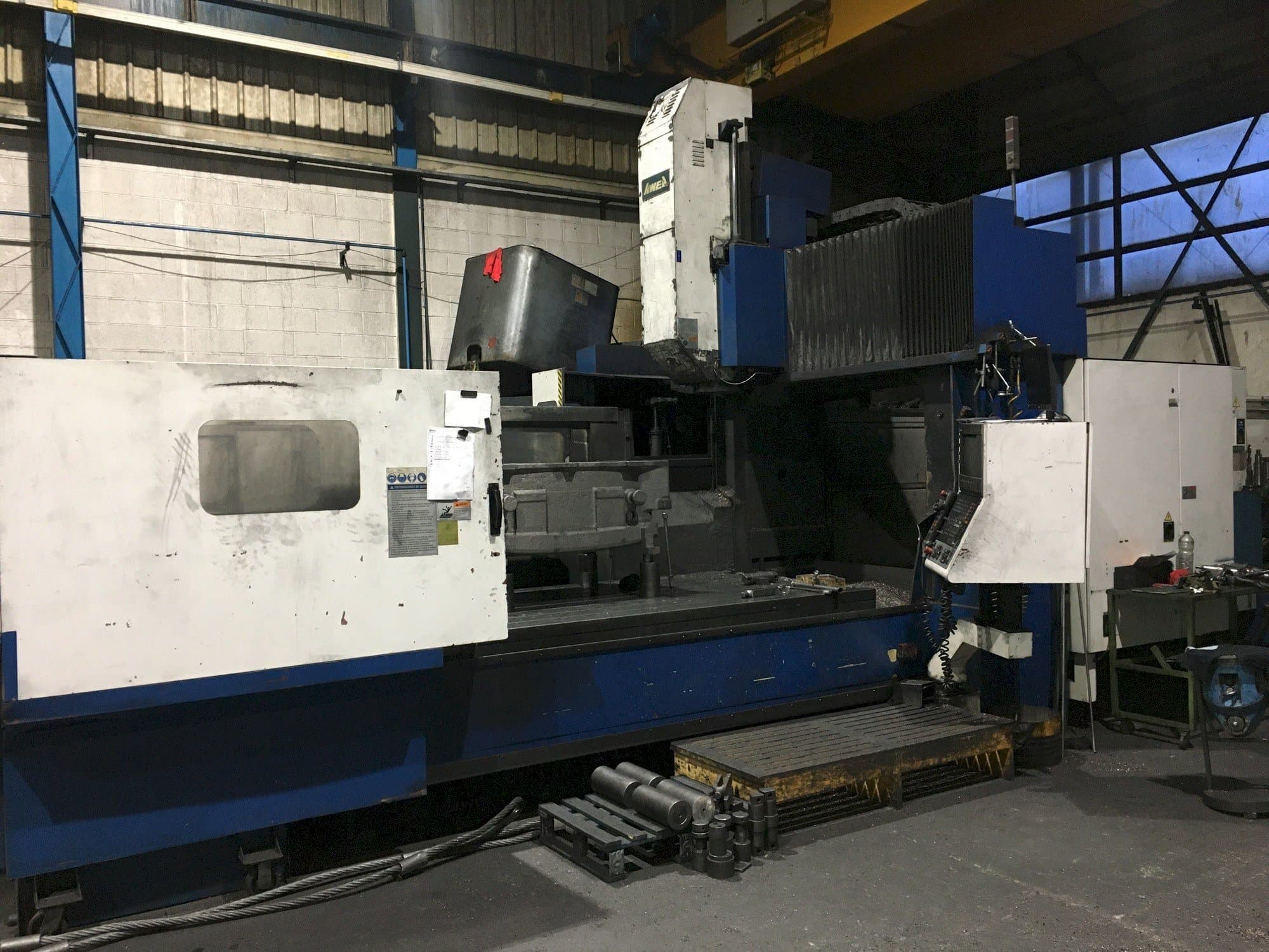 A AWEA SP 3016 gép elölnézete