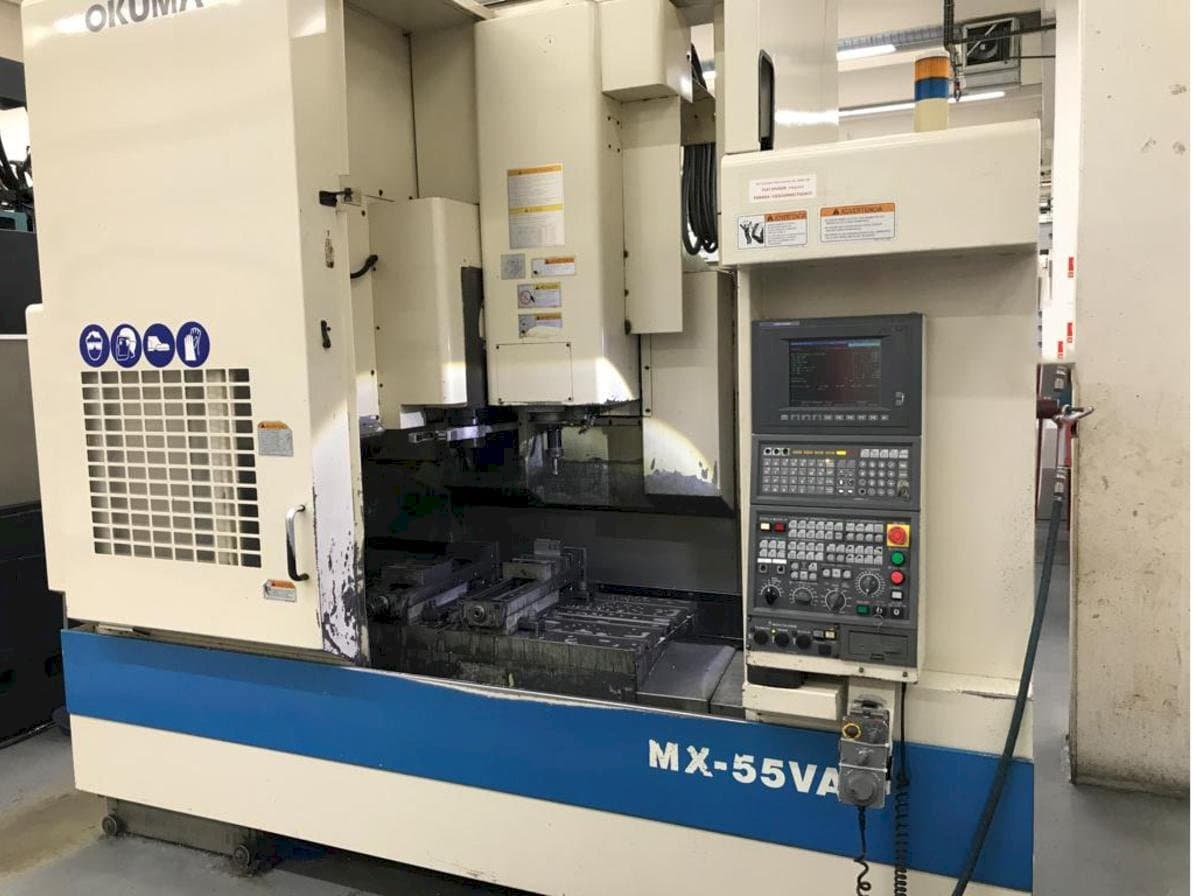 A Okuma MX55 gép elölnézete
