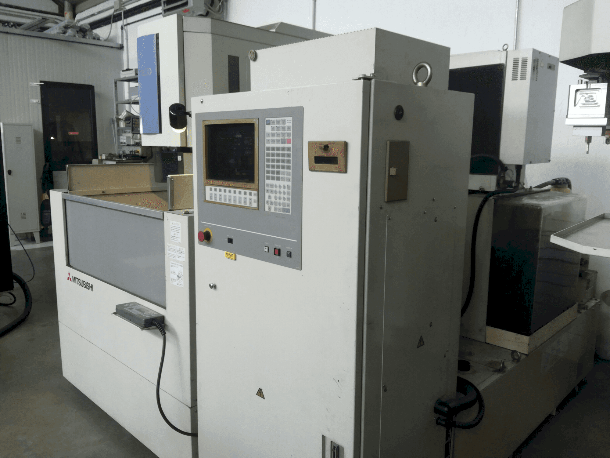 A Mitsubishi FX 20 gép elölnézete