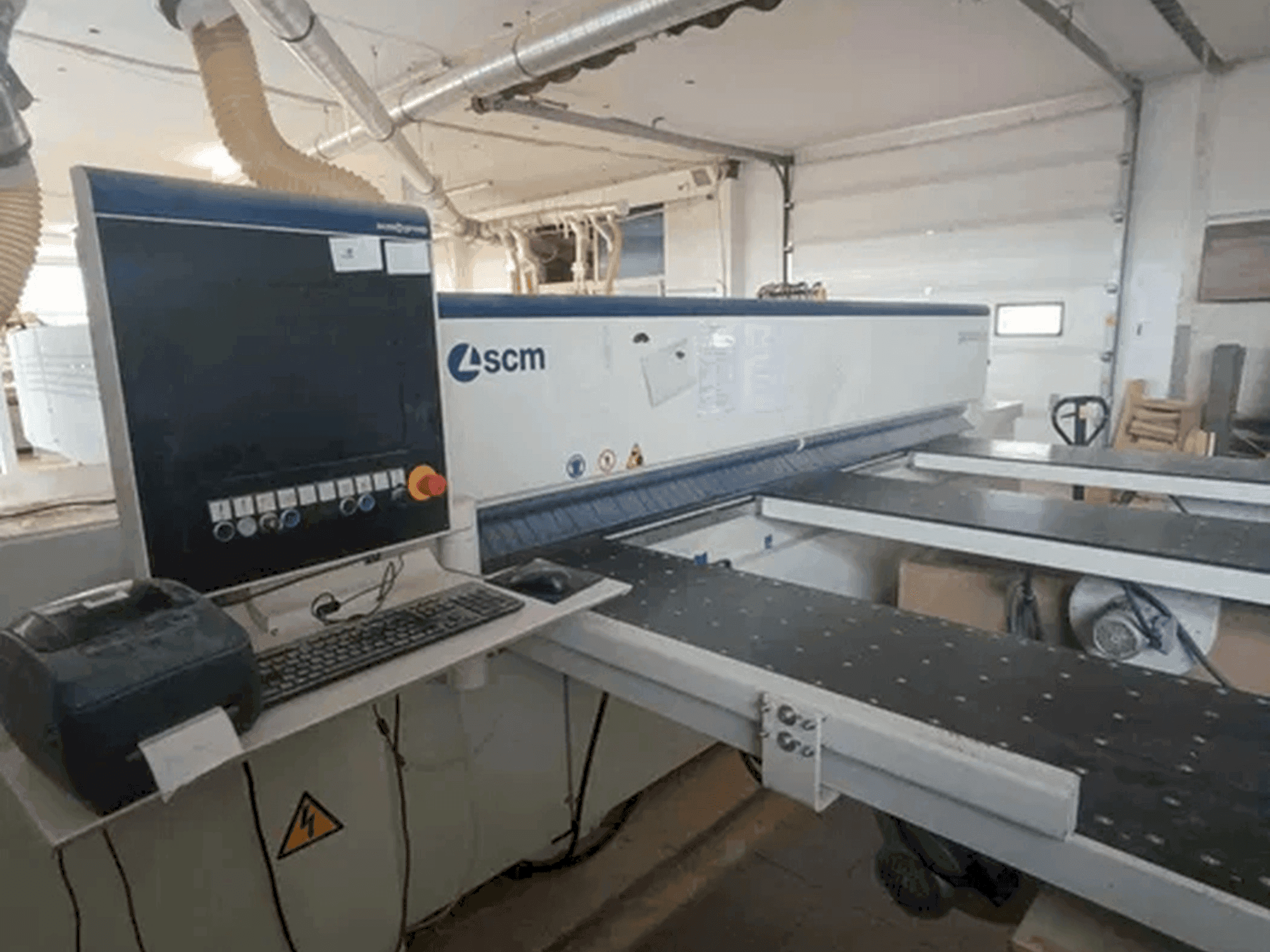 A SCM SIGMA PRIMA 67  gép elölnézete