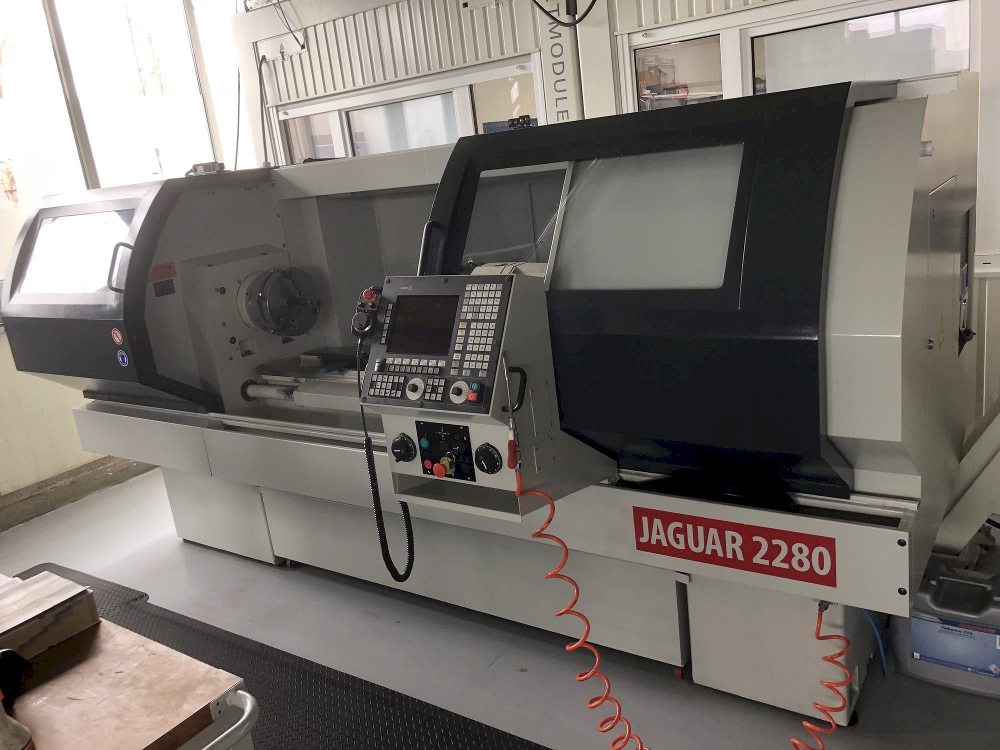 A JESSEY AGUAR 2280 gép elölnézete