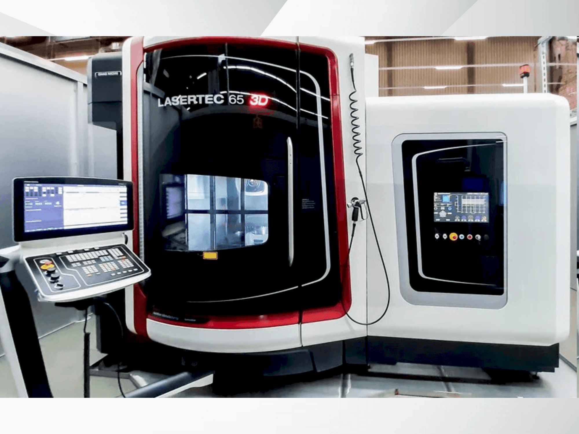 A DMG MORI Lasertec 65  gép elölnézete