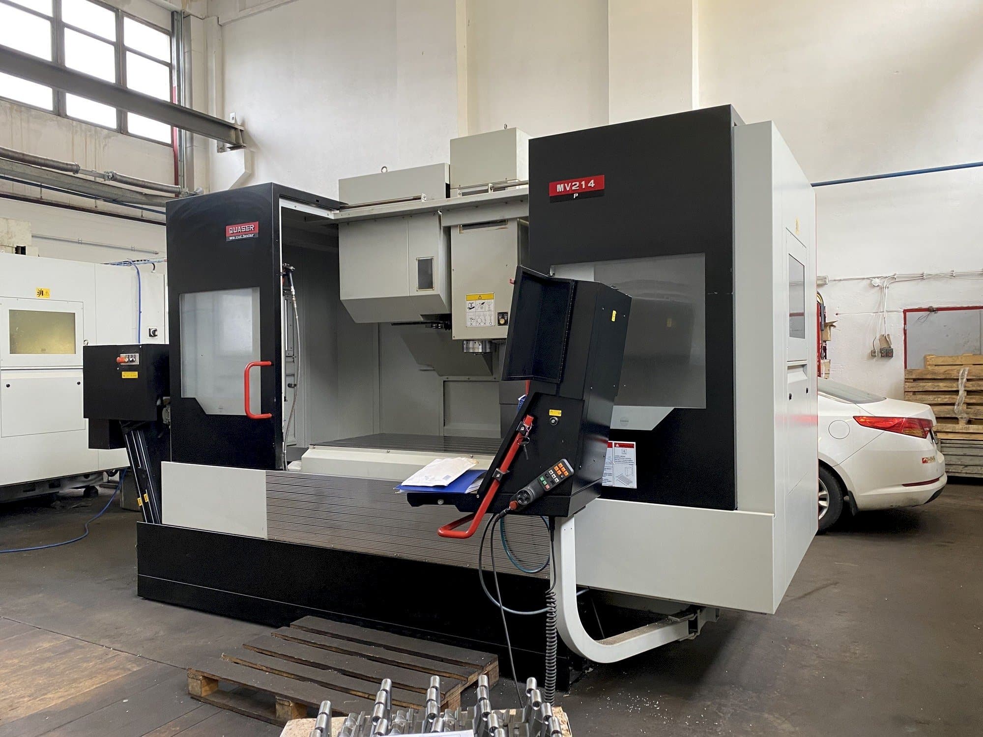 A Quaser MV214P/12B  gép elölnézete