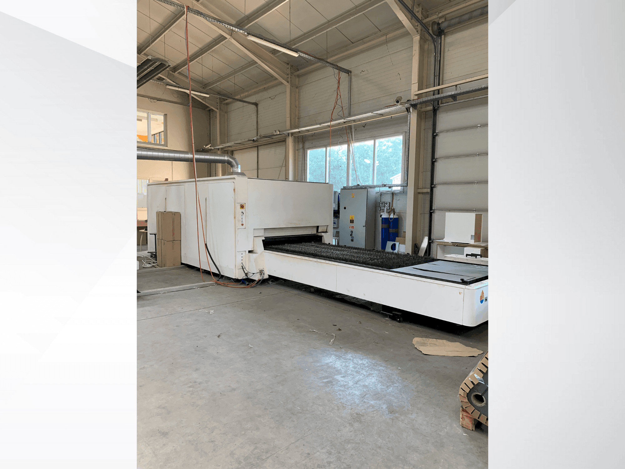 A Bodor P3015  gép elölnézete