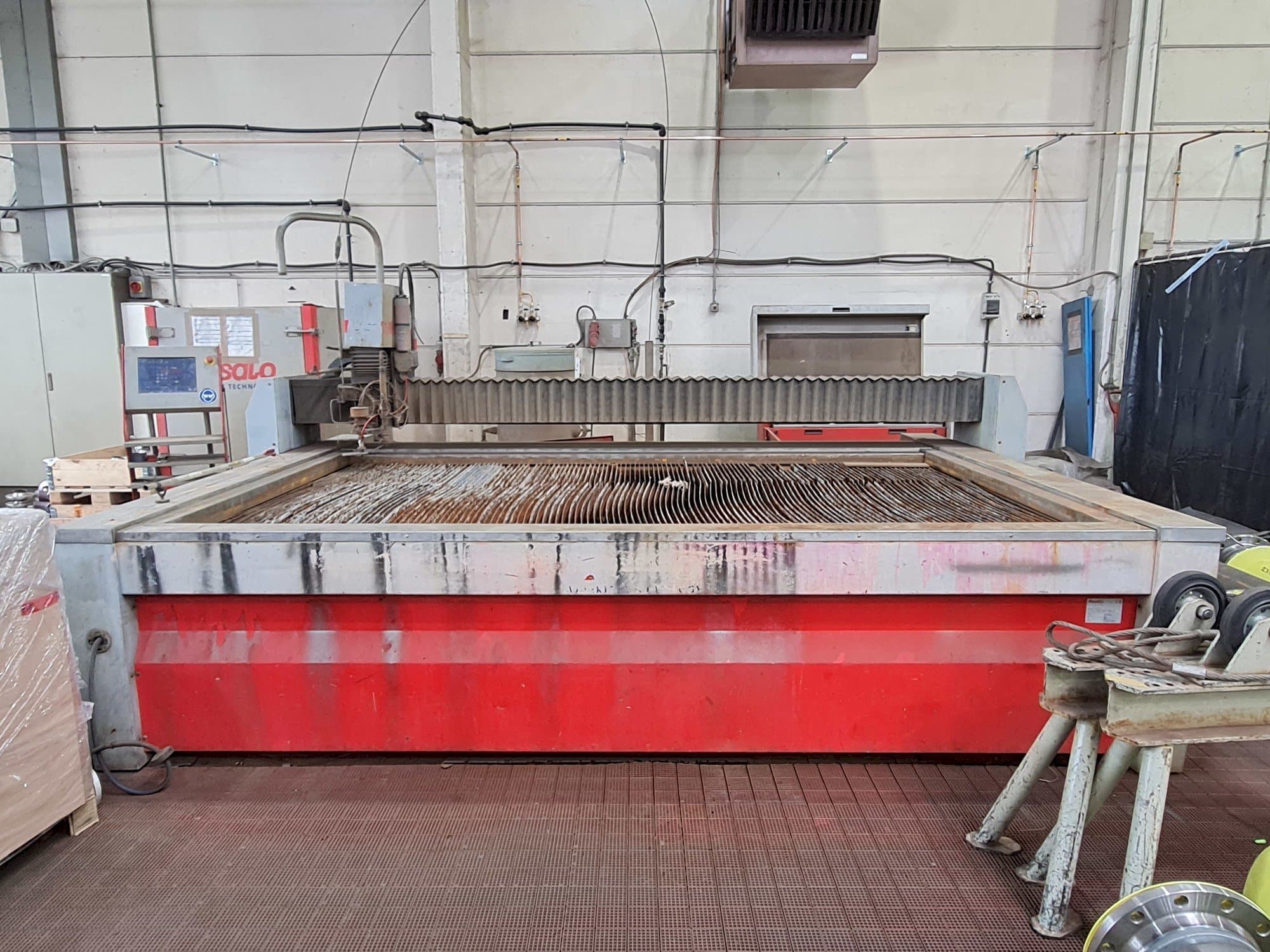 A Resato R-LCM 3015-1 gép elölnézete