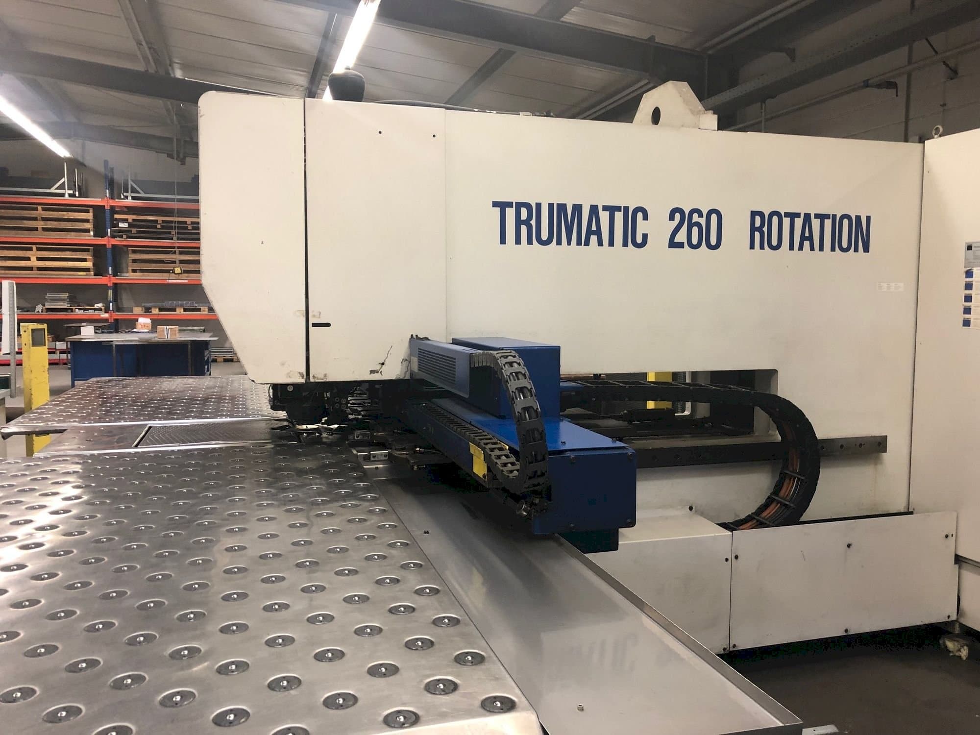 A Trumpf Trumatic 260 gép oldalnézete