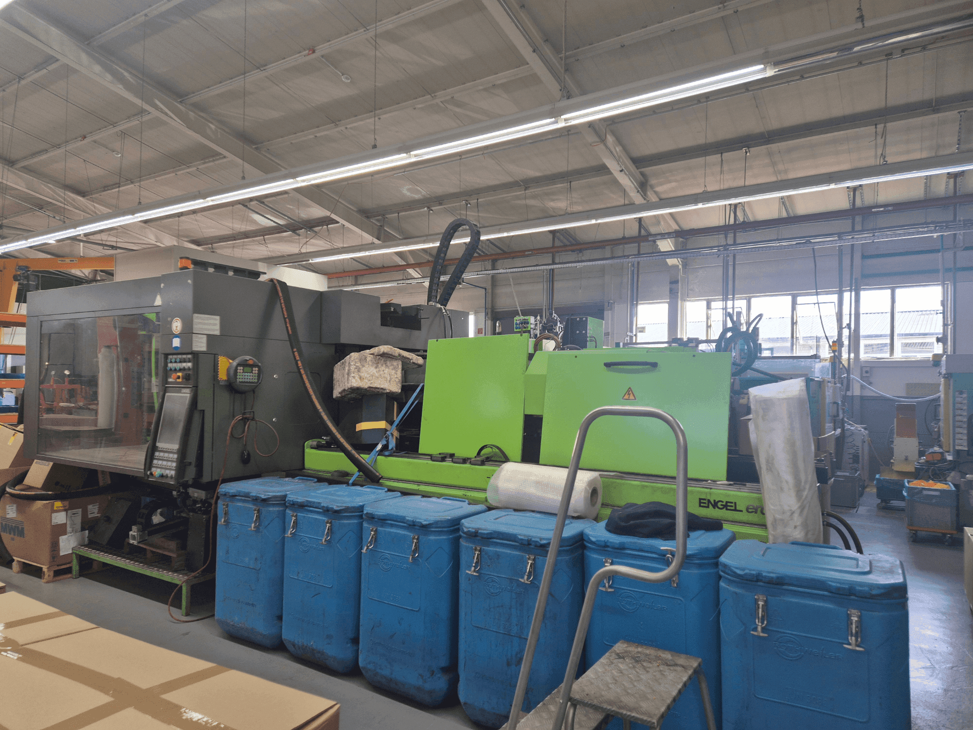 A Engel Victory 2050H500V/300 Combi  gép elölnézete