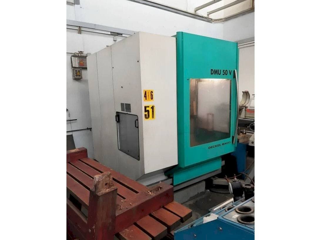 A DECKEL MAHO DMU 50 V gép oldalnézete