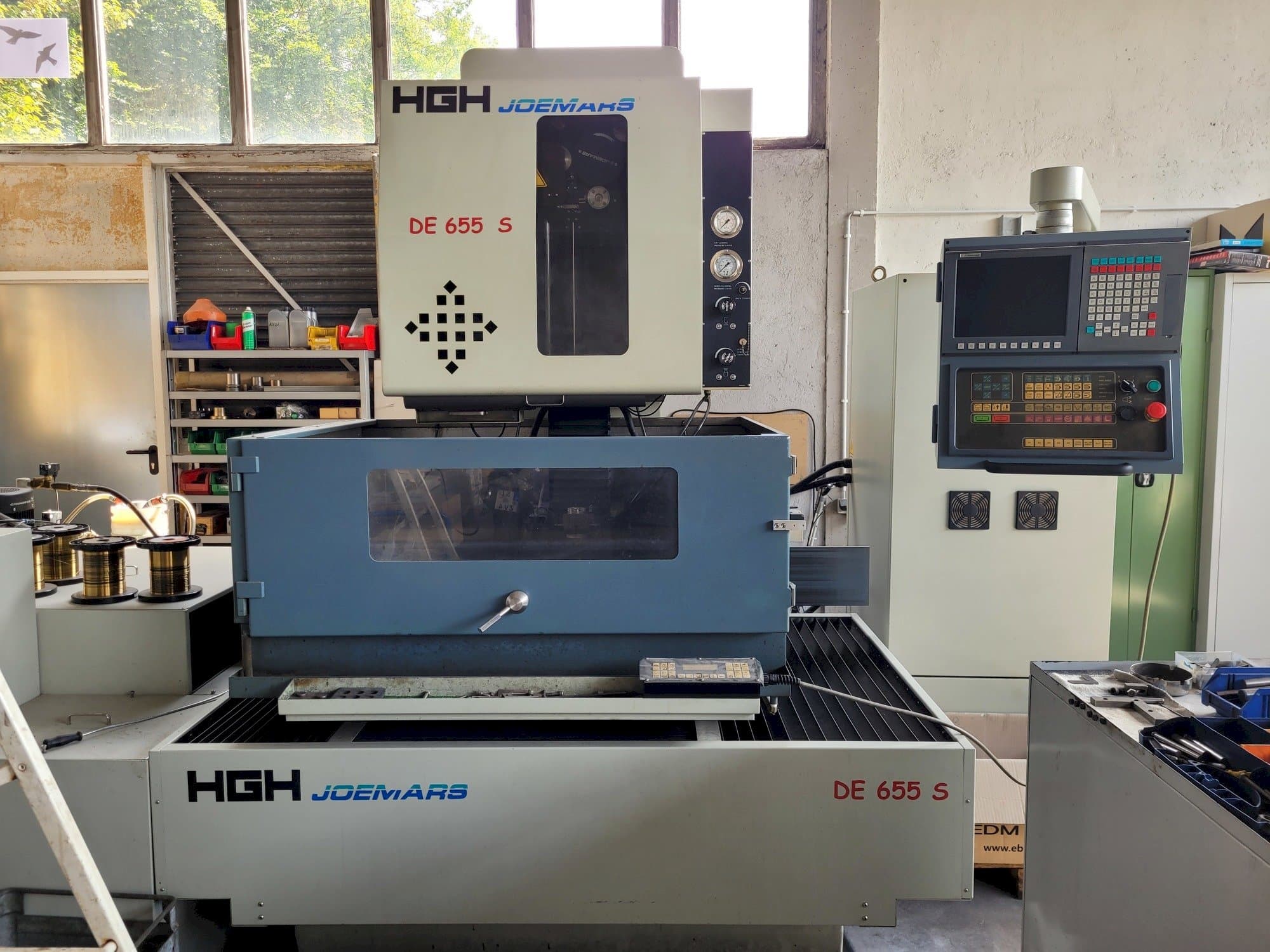 A Joemars AWT 655S gép elölnézete