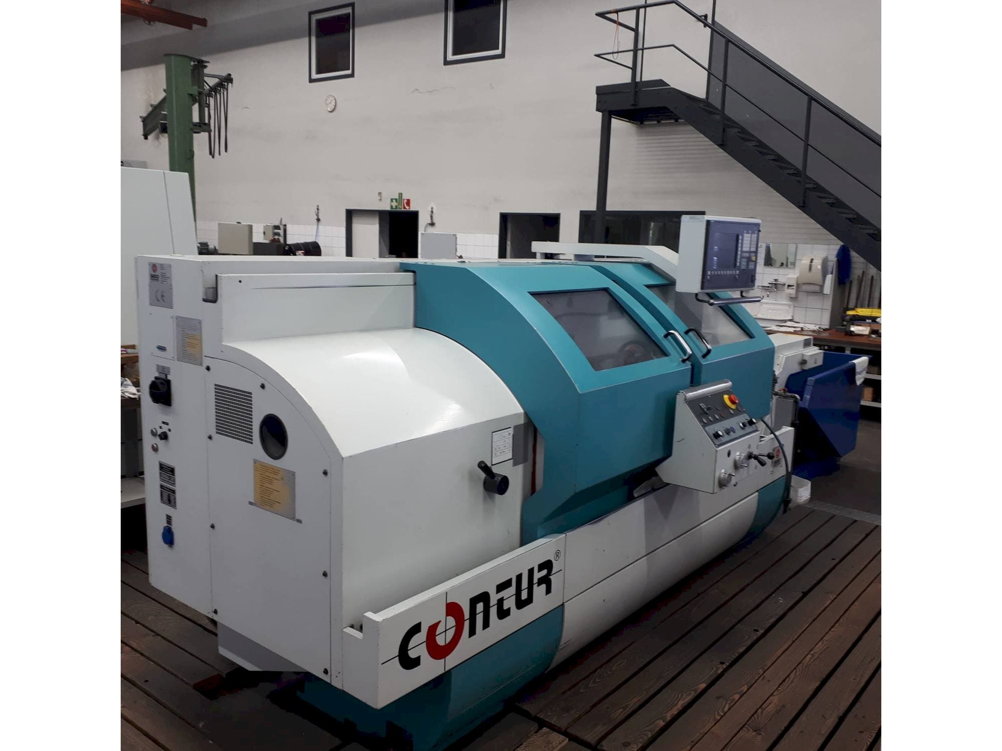 A Saeilo Contour Dialog T52 x 1500 gép elölnézete