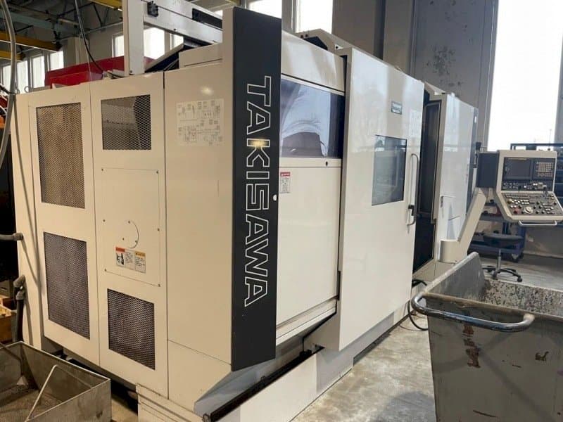 A Takisawa TMM250-M3 gép elölnézete