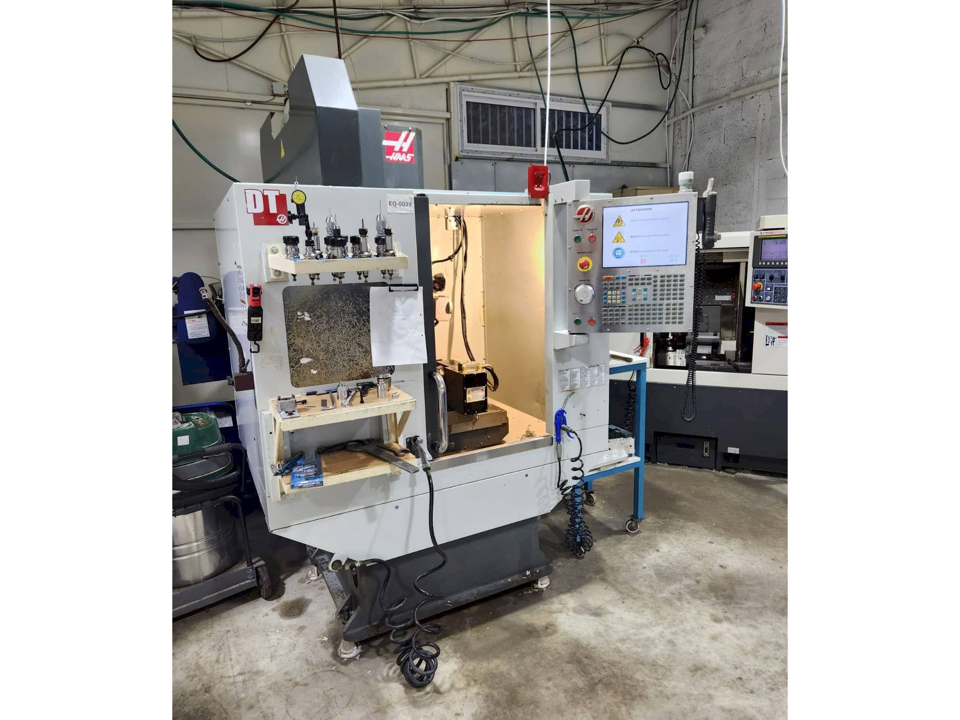 A HAAS DT-1 gép elölnézete