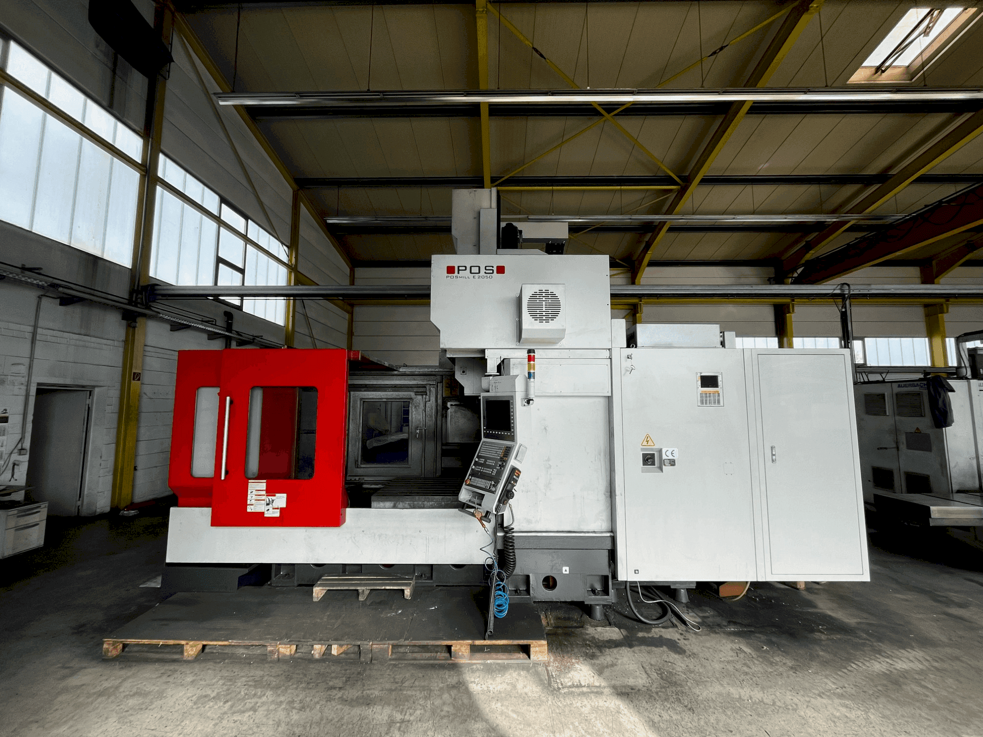 A POSmill E 2050 gép elölnézete