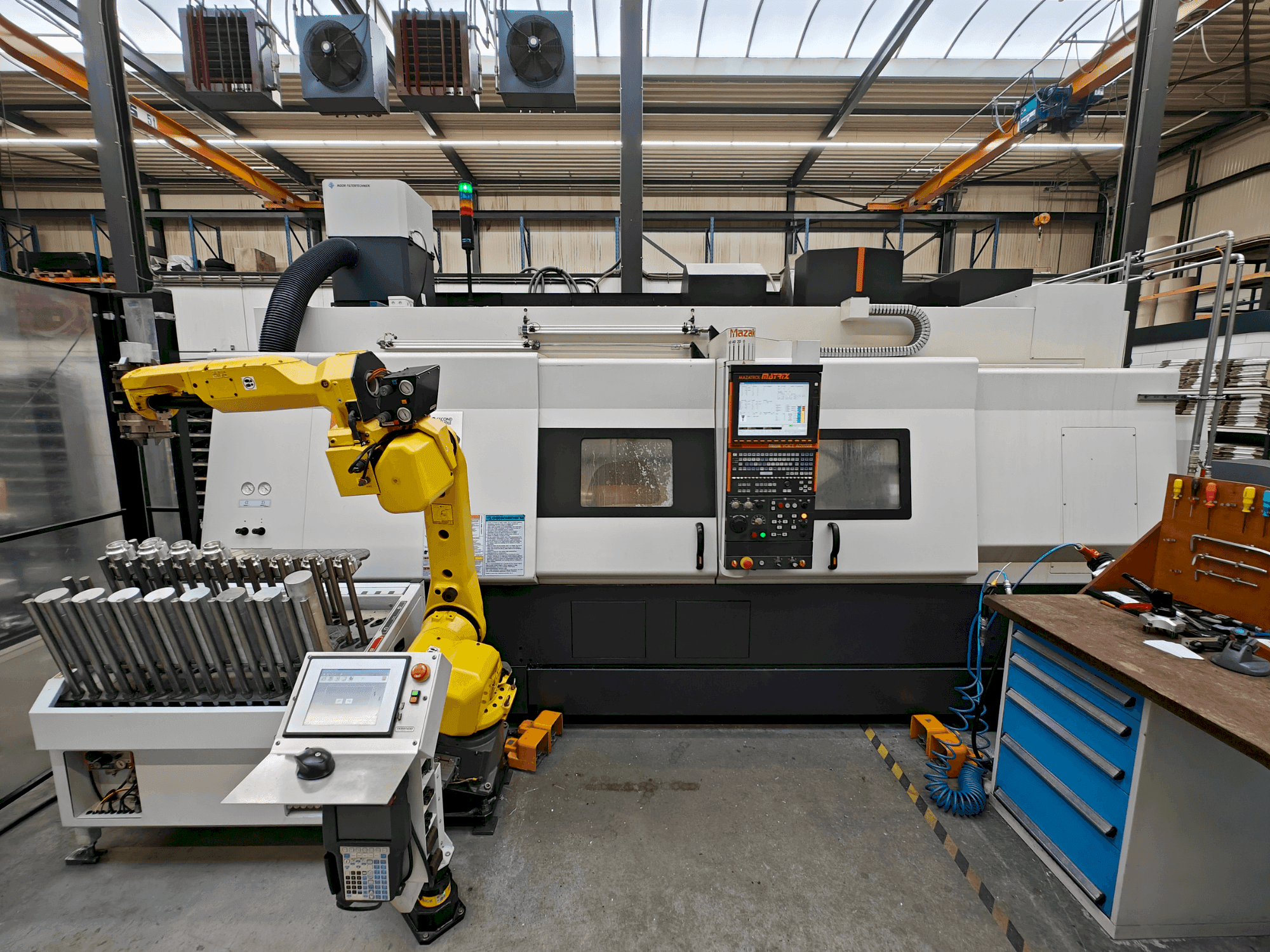 A Mazak Integrex 400-IV-S x 1500 gép elölnézete