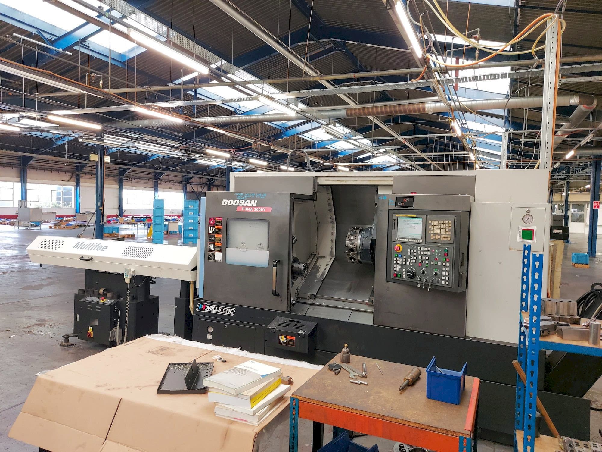 A Doosan Puma 2600Y gép elölnézete