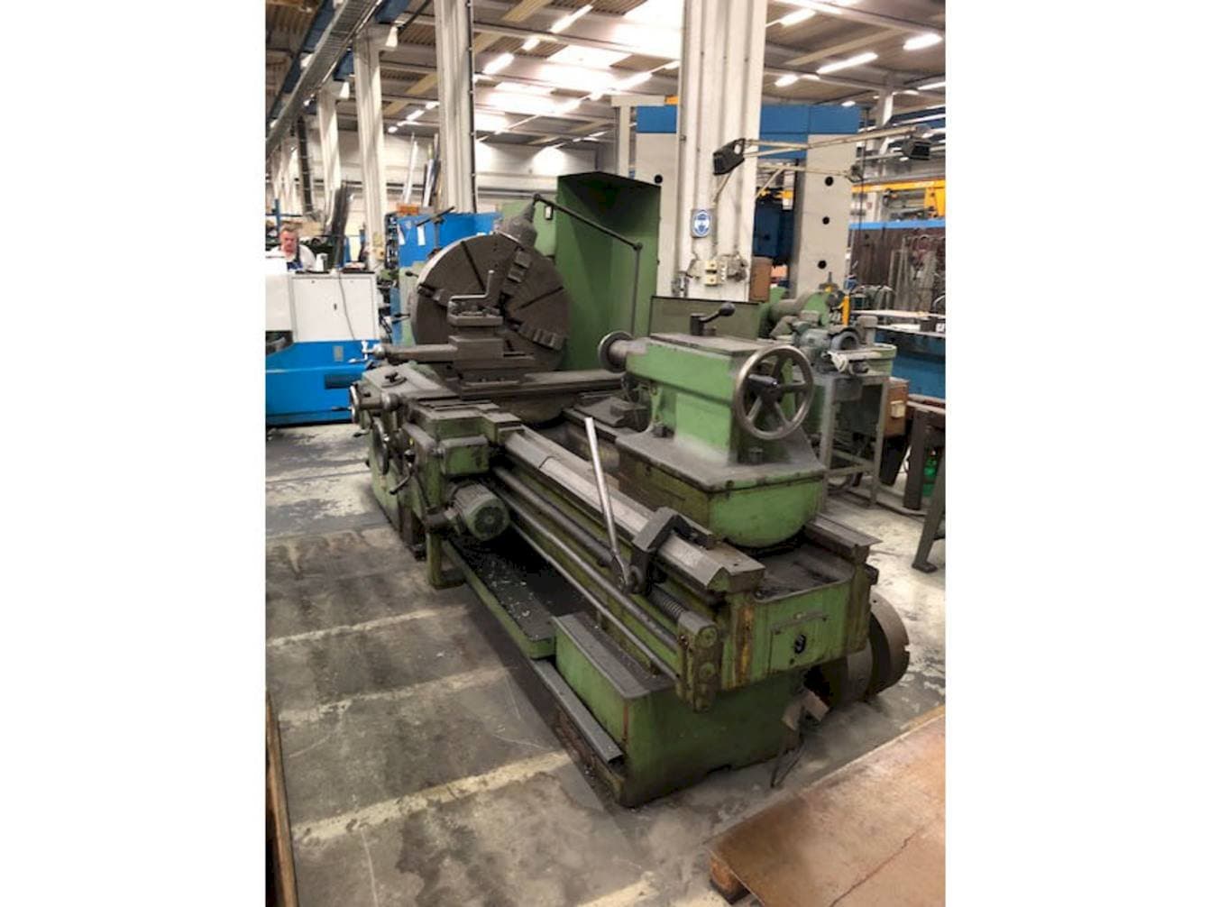 A DLZ 800 gép elölnézete