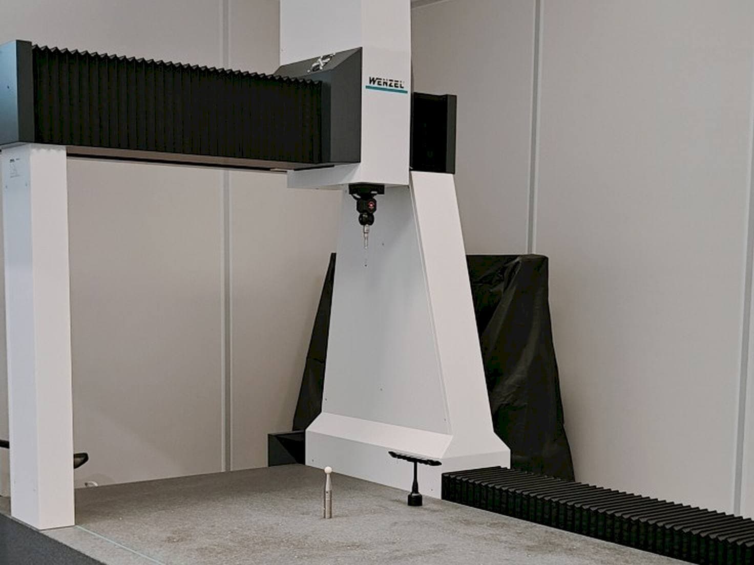 A Wenzel LH 1010  gép elölnézete