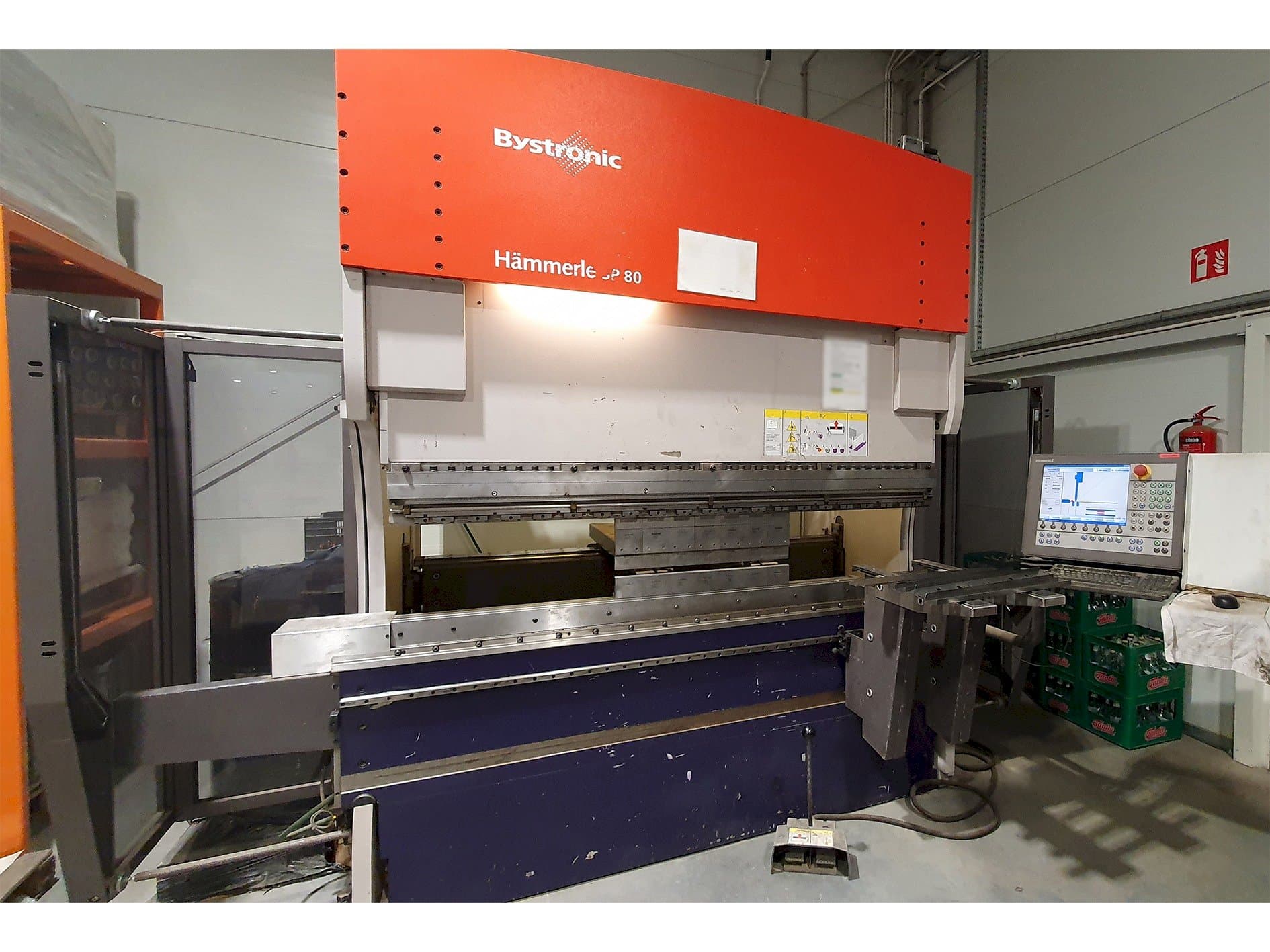 A Bystronic 3P 80/210 gép elölnézete
