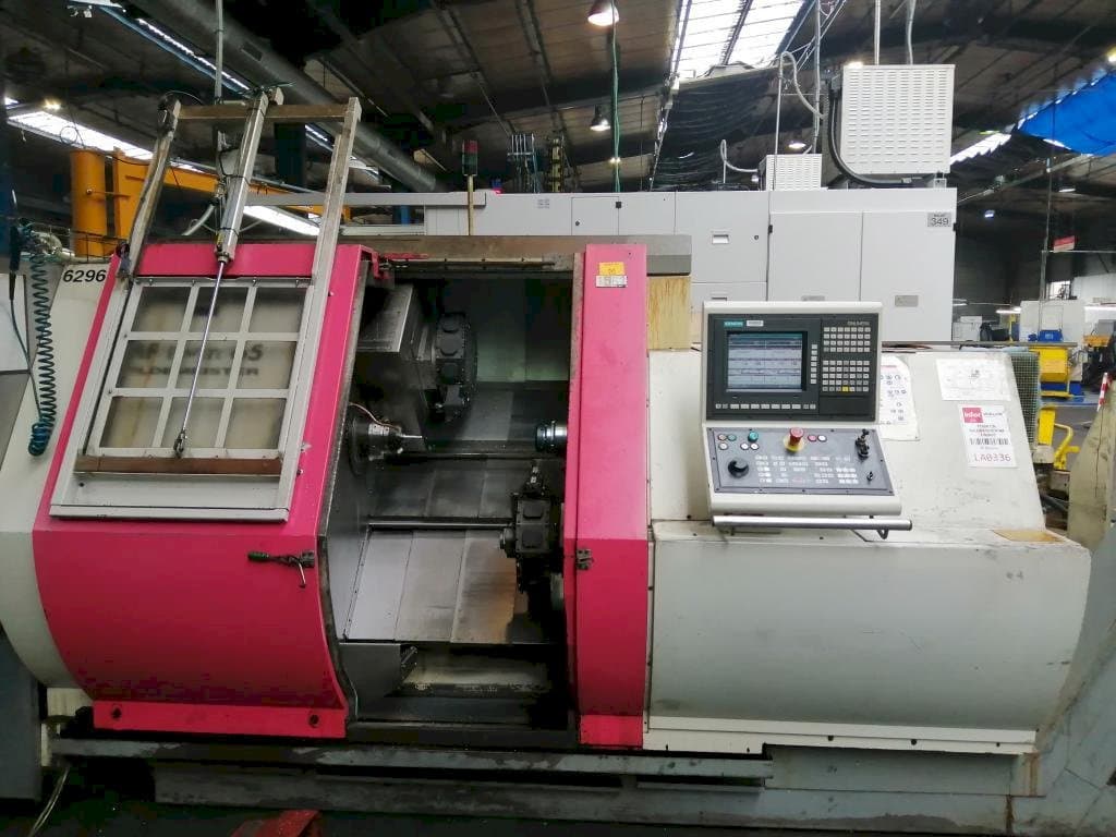 A Gildemeister MF twin 65 gép elölnézete
