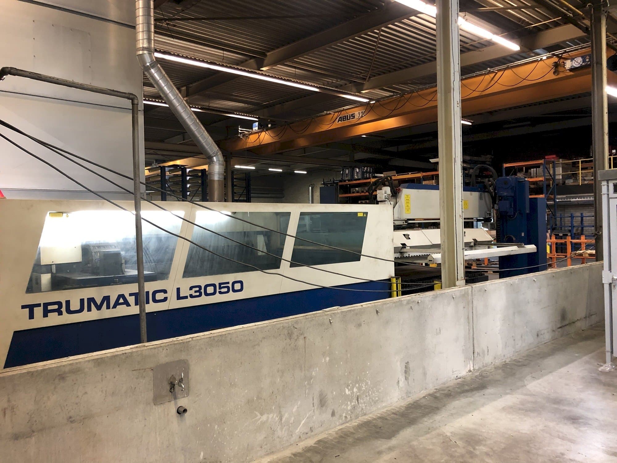 A Trumpf Trumatic 3050  gép elölnézete