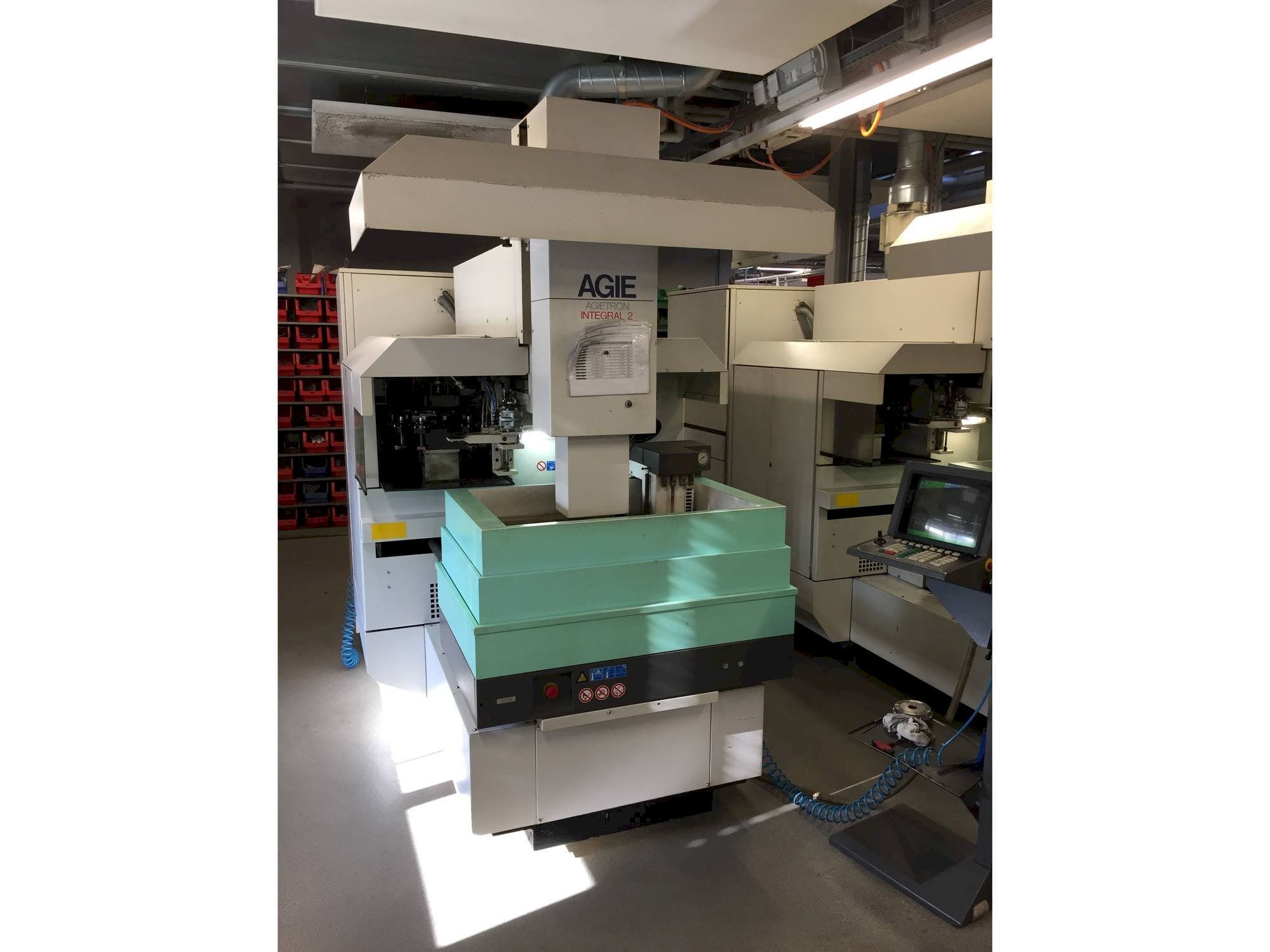 A AGIE INTEGRAL 2  gép elölnézete