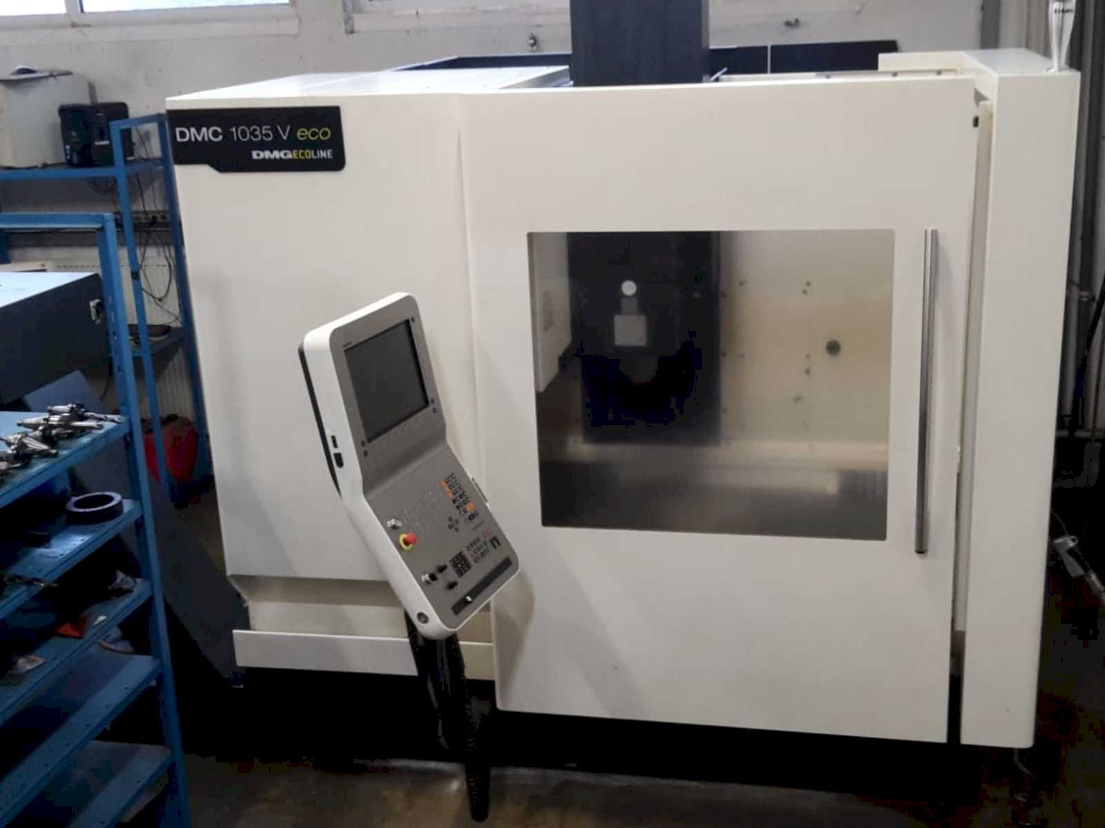 A DMG DMC 1035 V ECO gép elölnézete