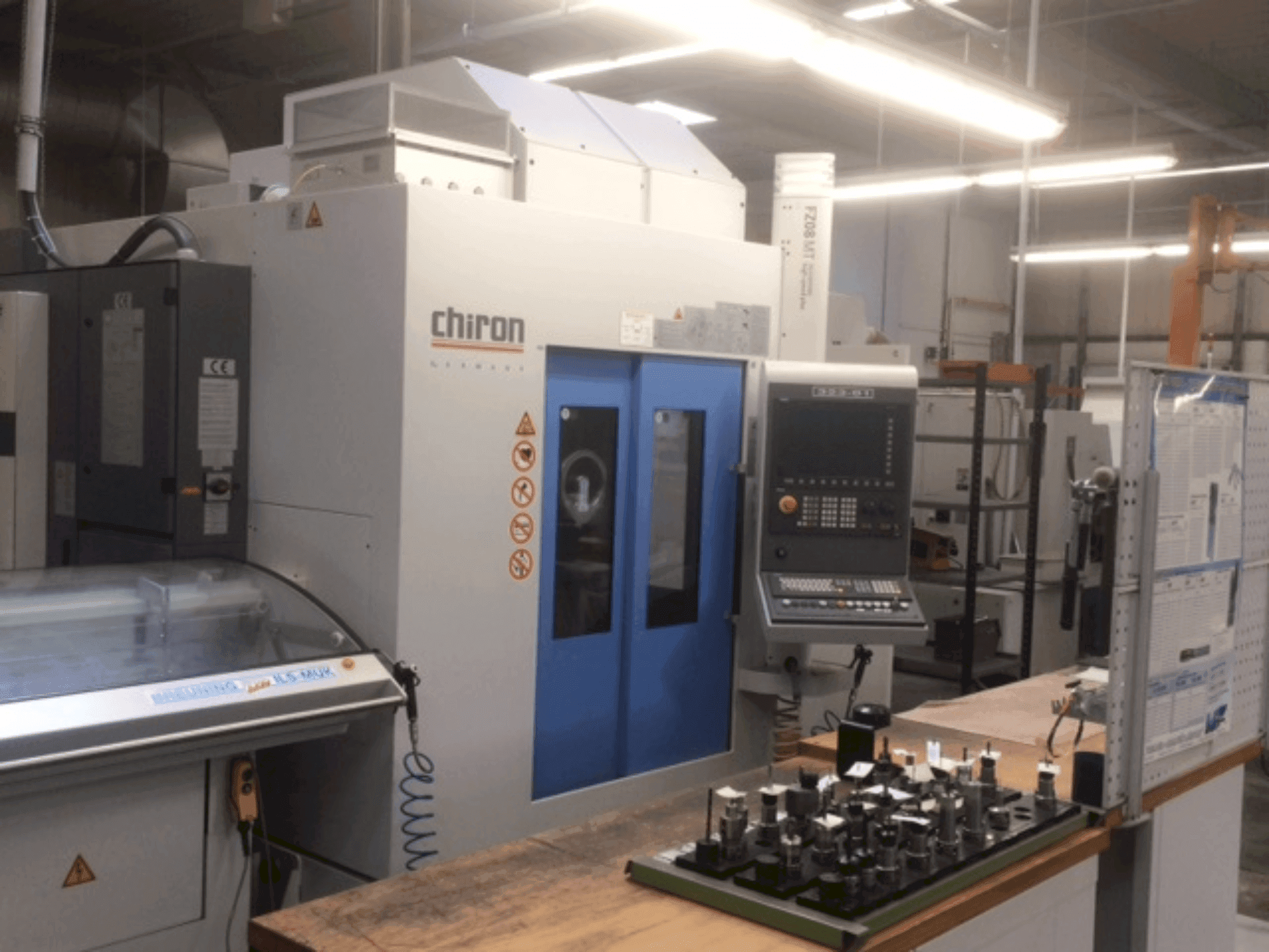 A CHIRON FZ08 MT (2011) gép elölnézete