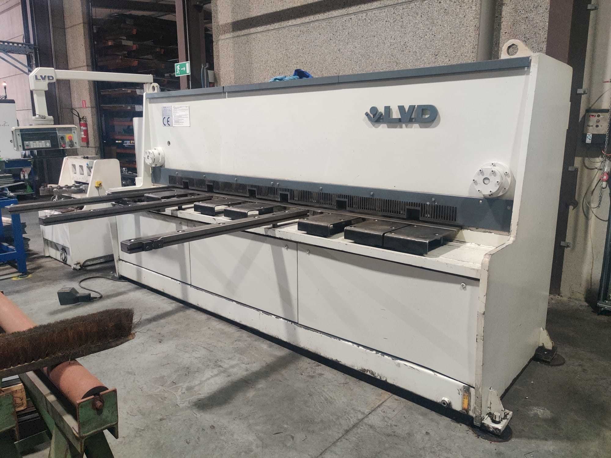 A LVD HST-E 31/10 gép elölnézete