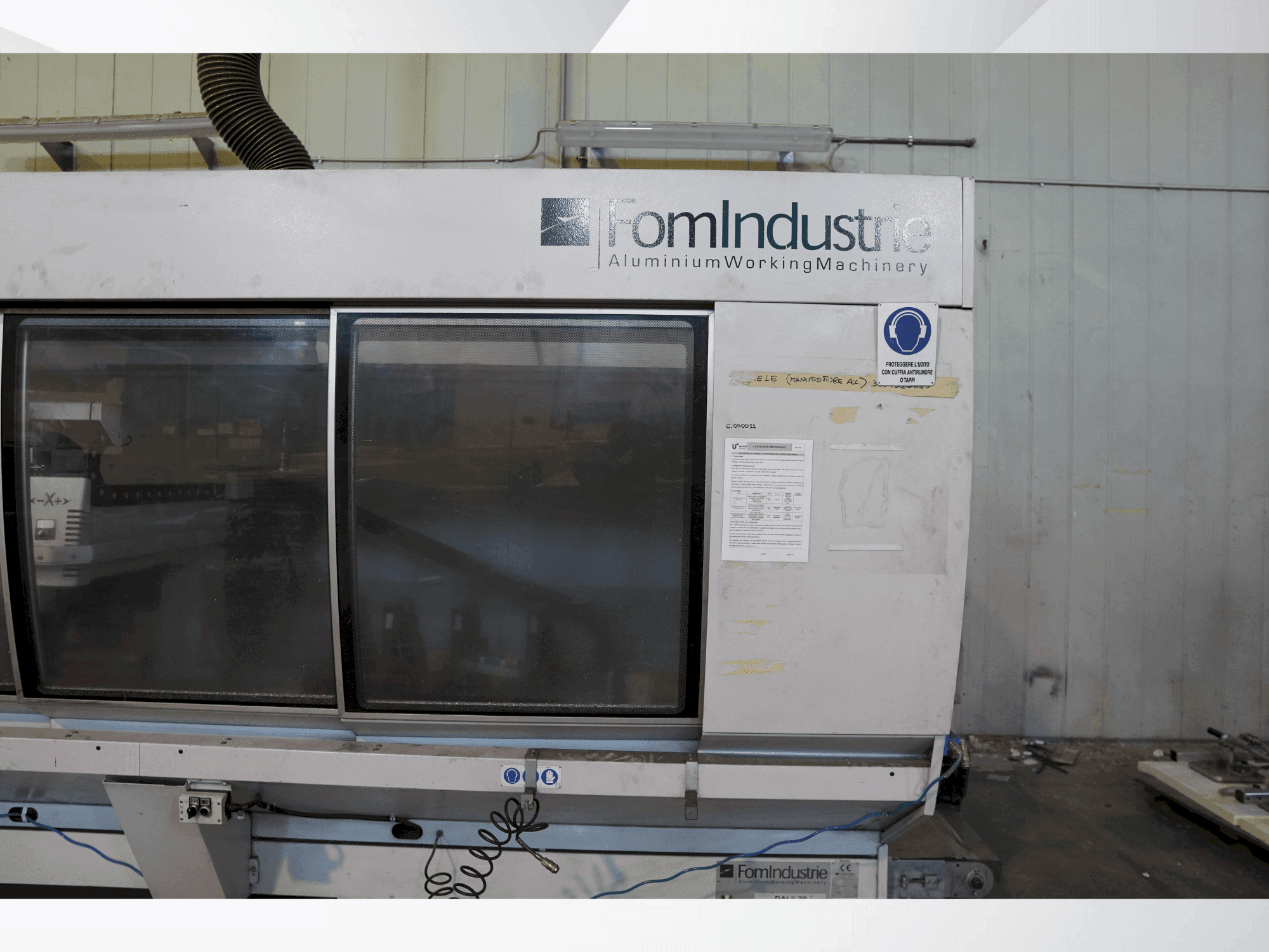 A FomIndustrie DALI 70 gép elölnézete