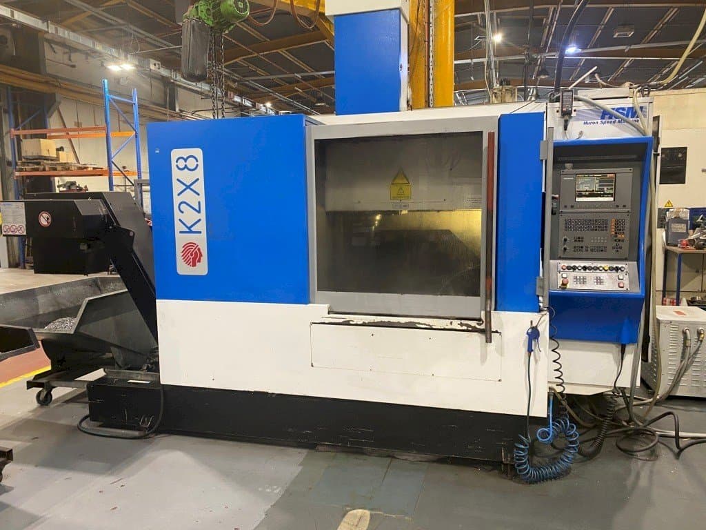 A Huron K2X8 gép elölnézete