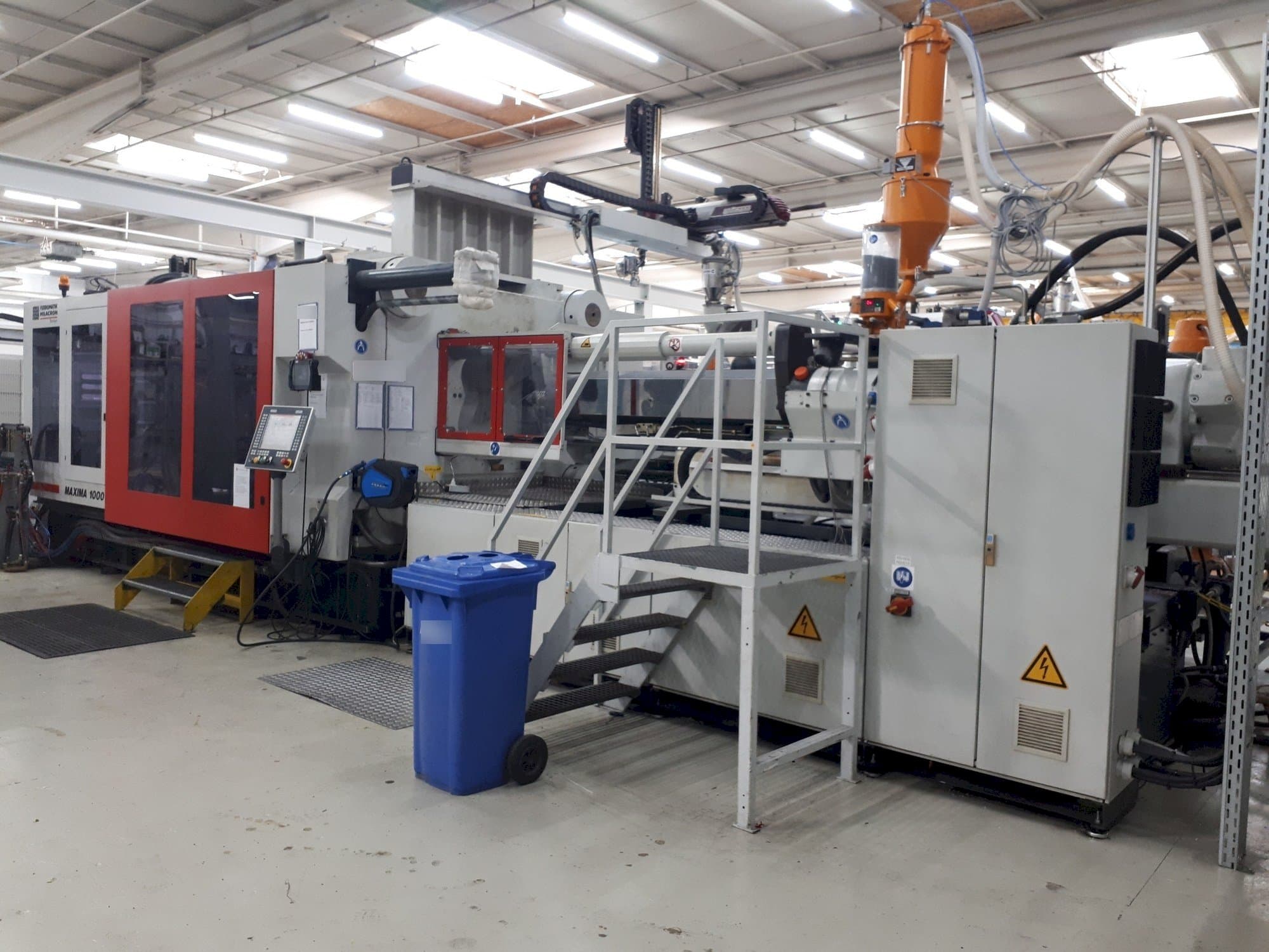 A Ferromatik MAXIMA 1000 Monos gép elölnézete