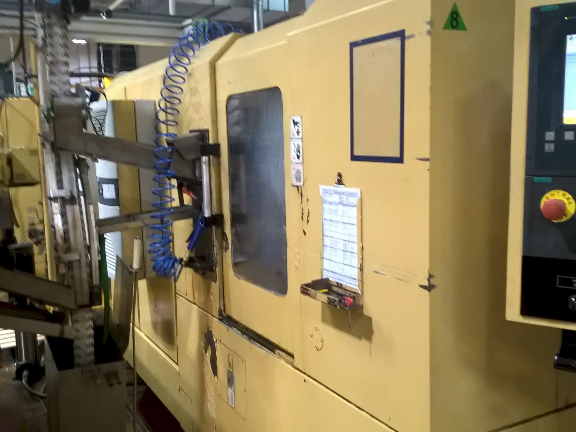 A TAJMAC-ZPS SAL 100/4 gép jobb oldali nézete