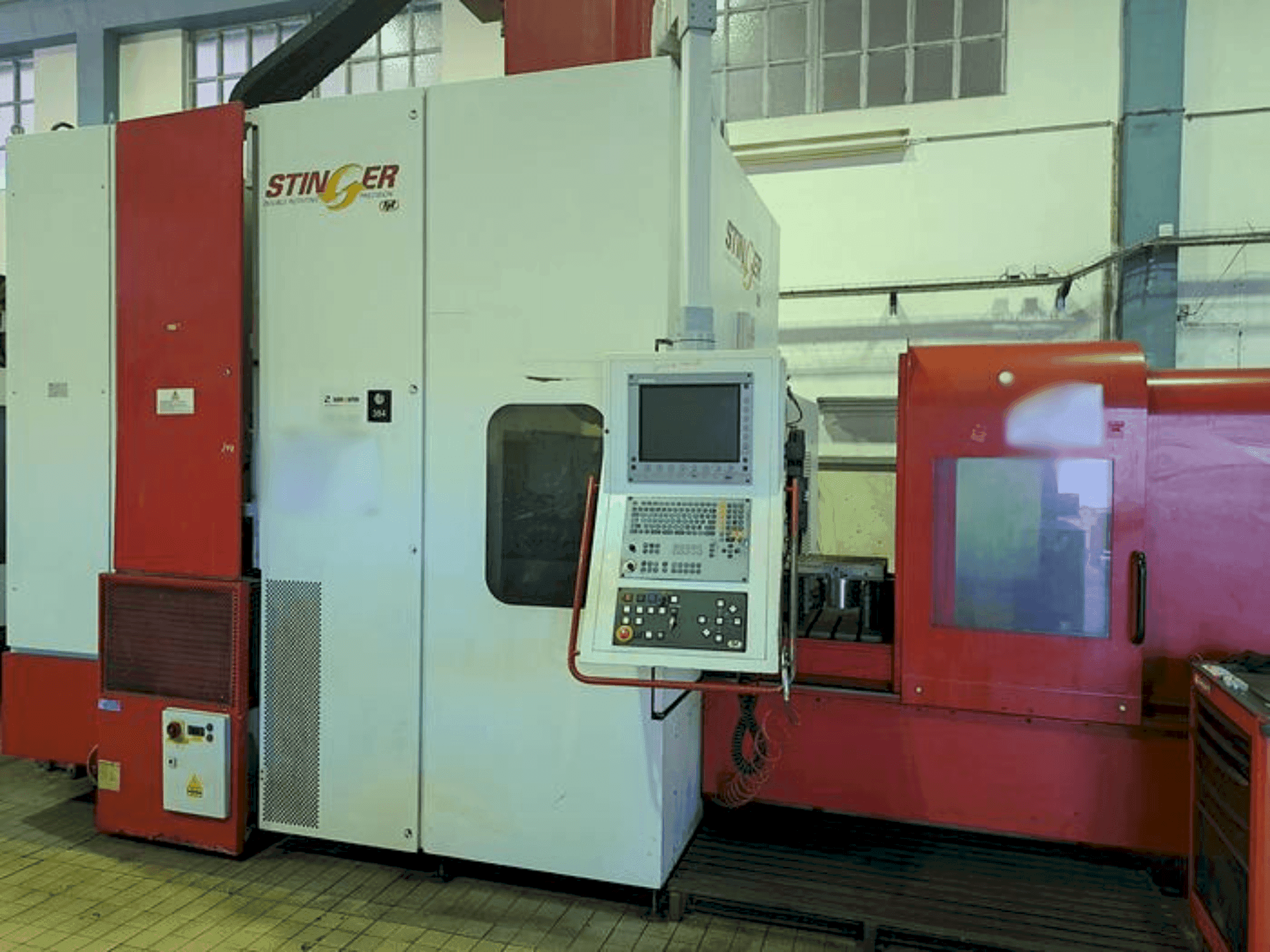 A FPT STINGER XL gép elölnézete