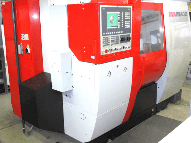 A EMCO turn 365 tcmy  gép elölnézete