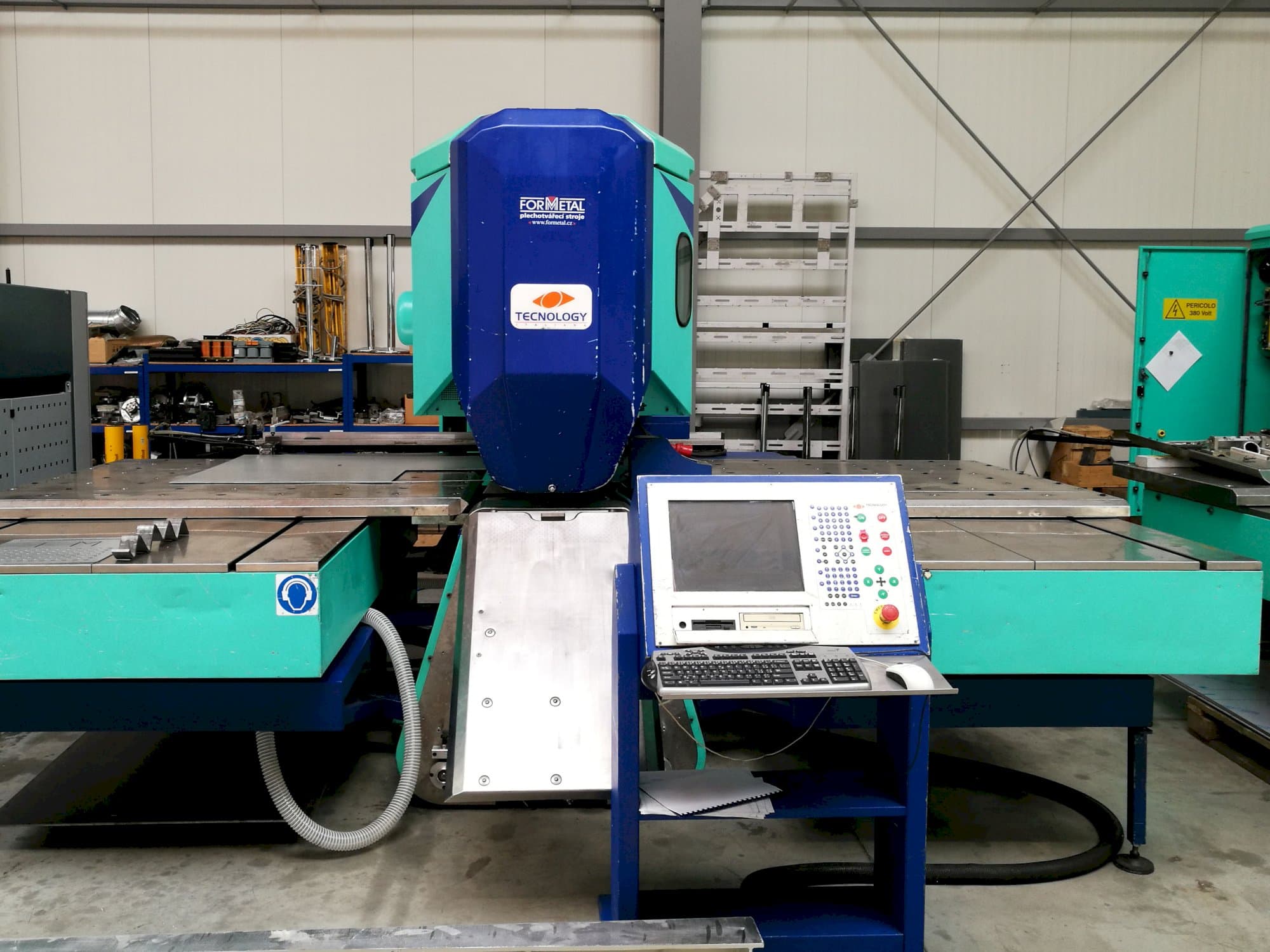 A TECNOLOGY Italiana TECNOTRANSFER 15 SR gép elölnézete