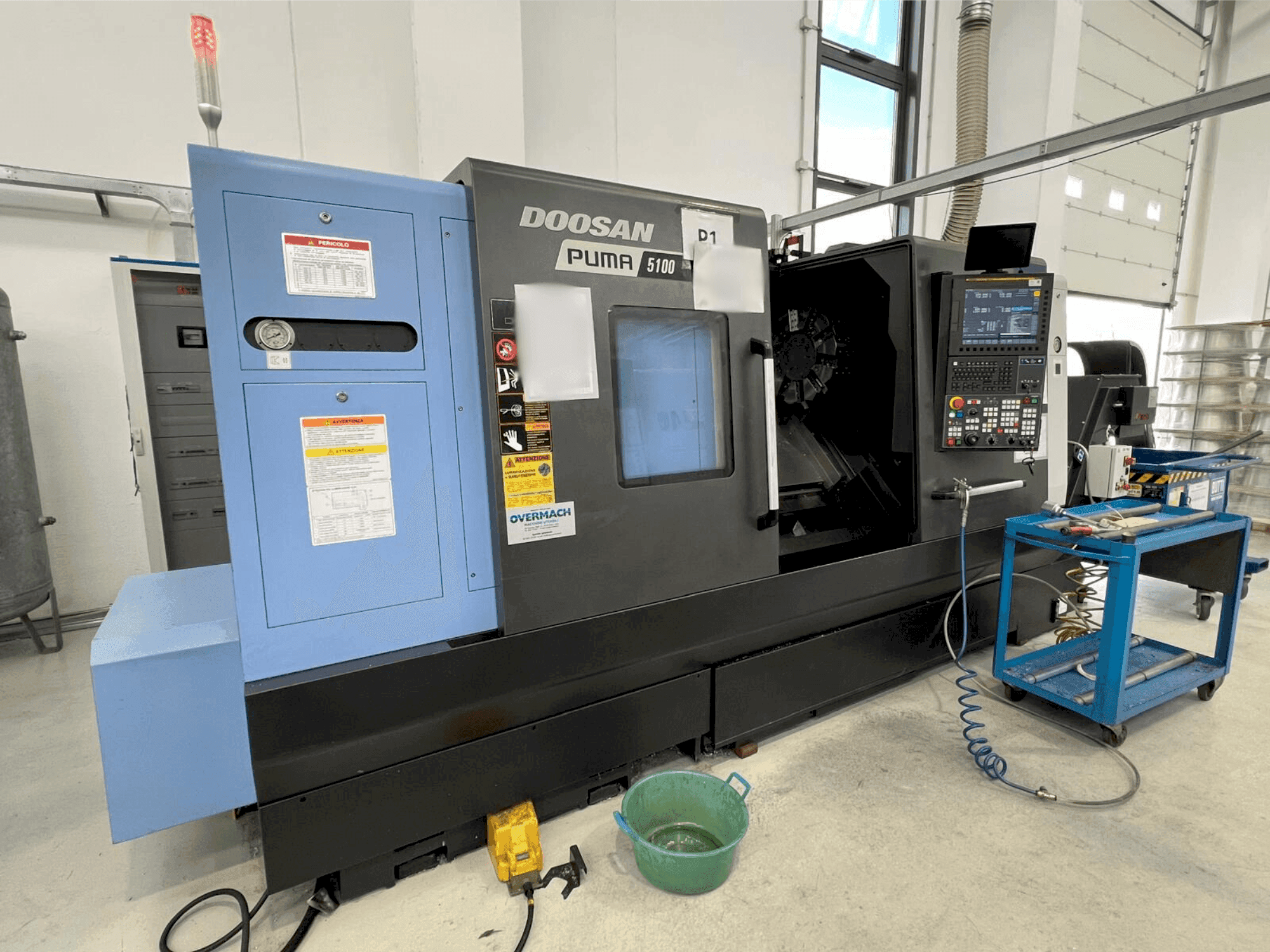 A DOOSAN Puma 5100B gép elölnézete