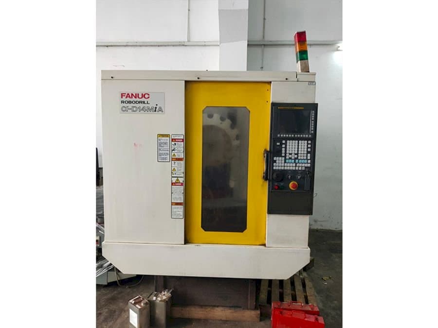 A FANUC Alpha-D14MiA gép elölnézete