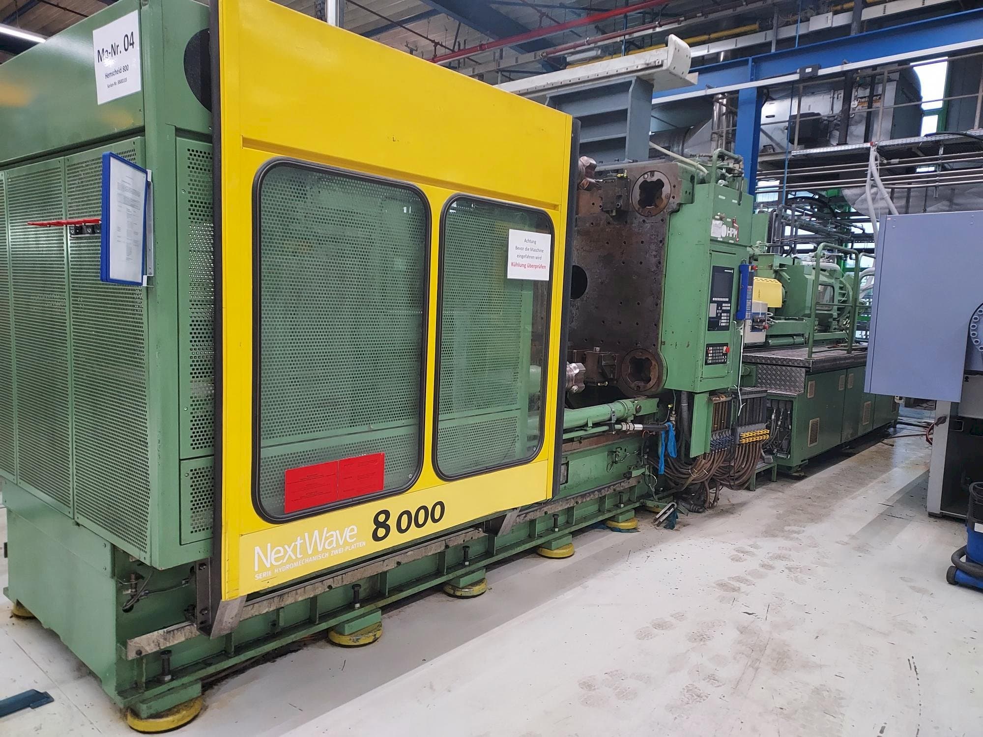 A Hemscheidt 800  gép oldalnézete