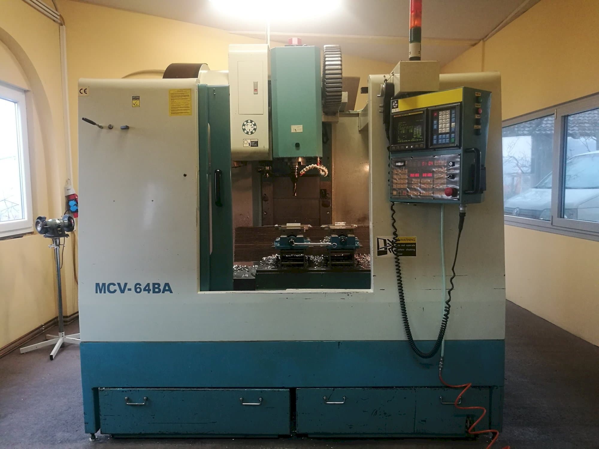 A PJM MCV-64BA gép elölnézete