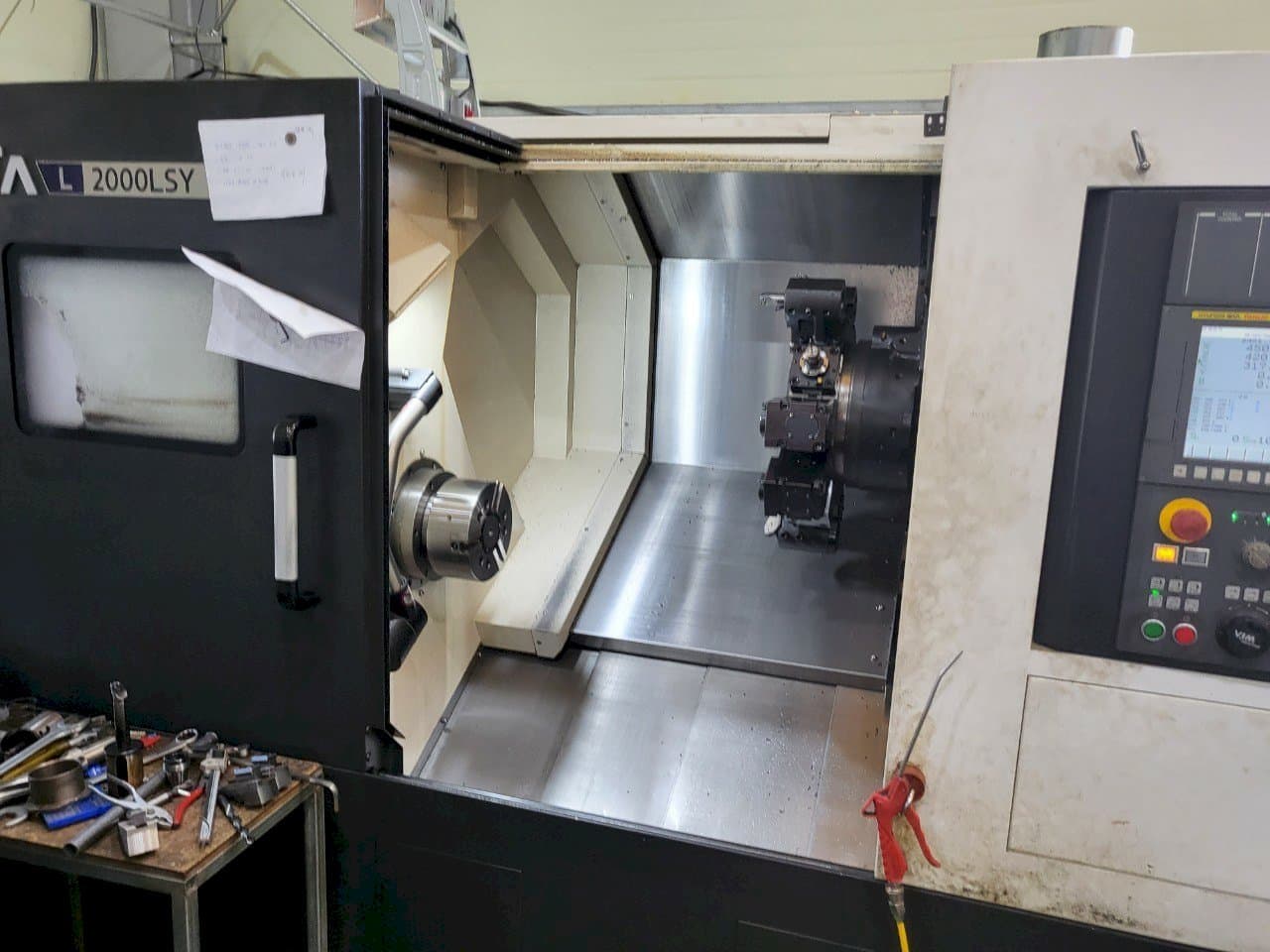 A Hyundai Wia L2000LSY gép elölnézete